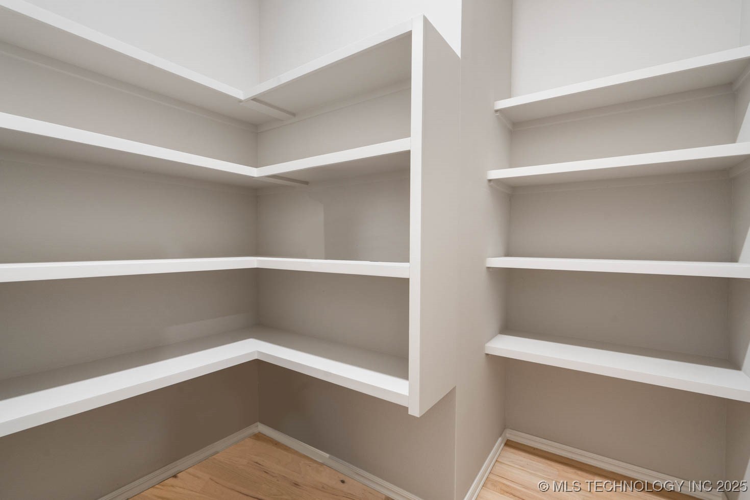 9056 E 62nd Place S Property Photo 18