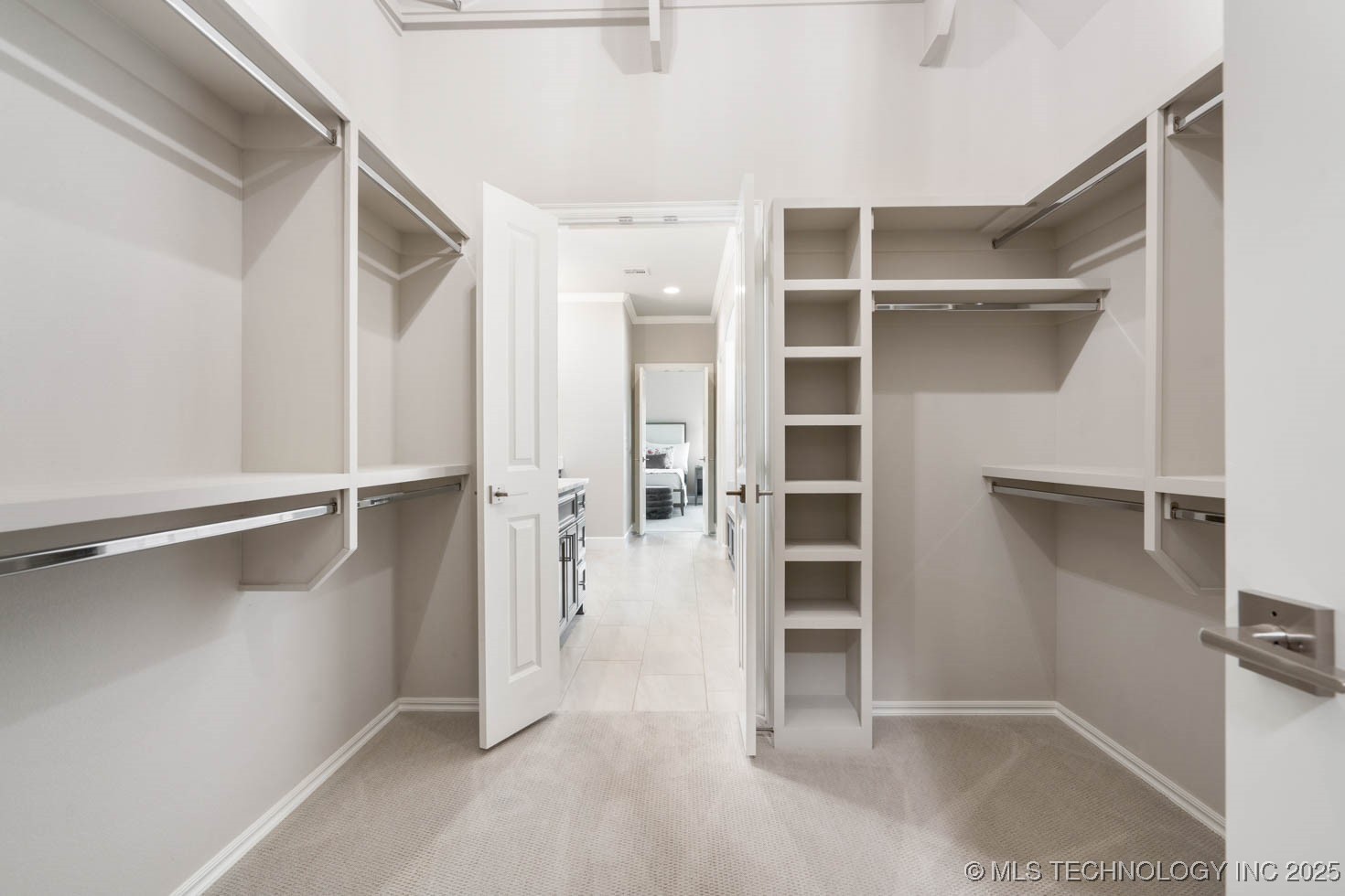 9056 E 62nd Place S Property Photo 28