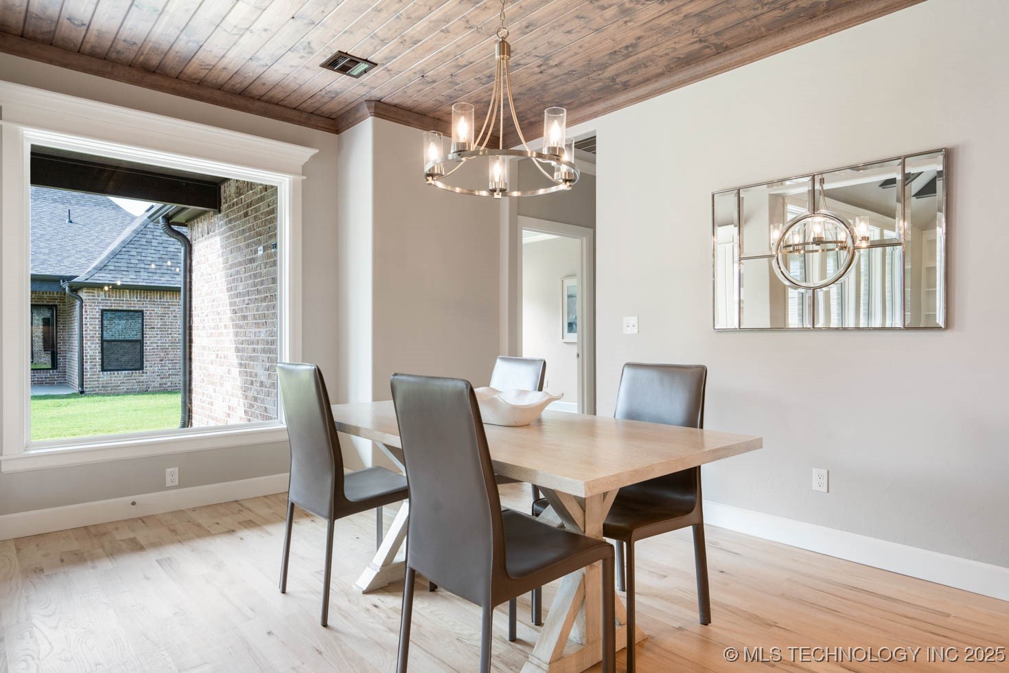 9056 E 62nd Place S Property Photo 29