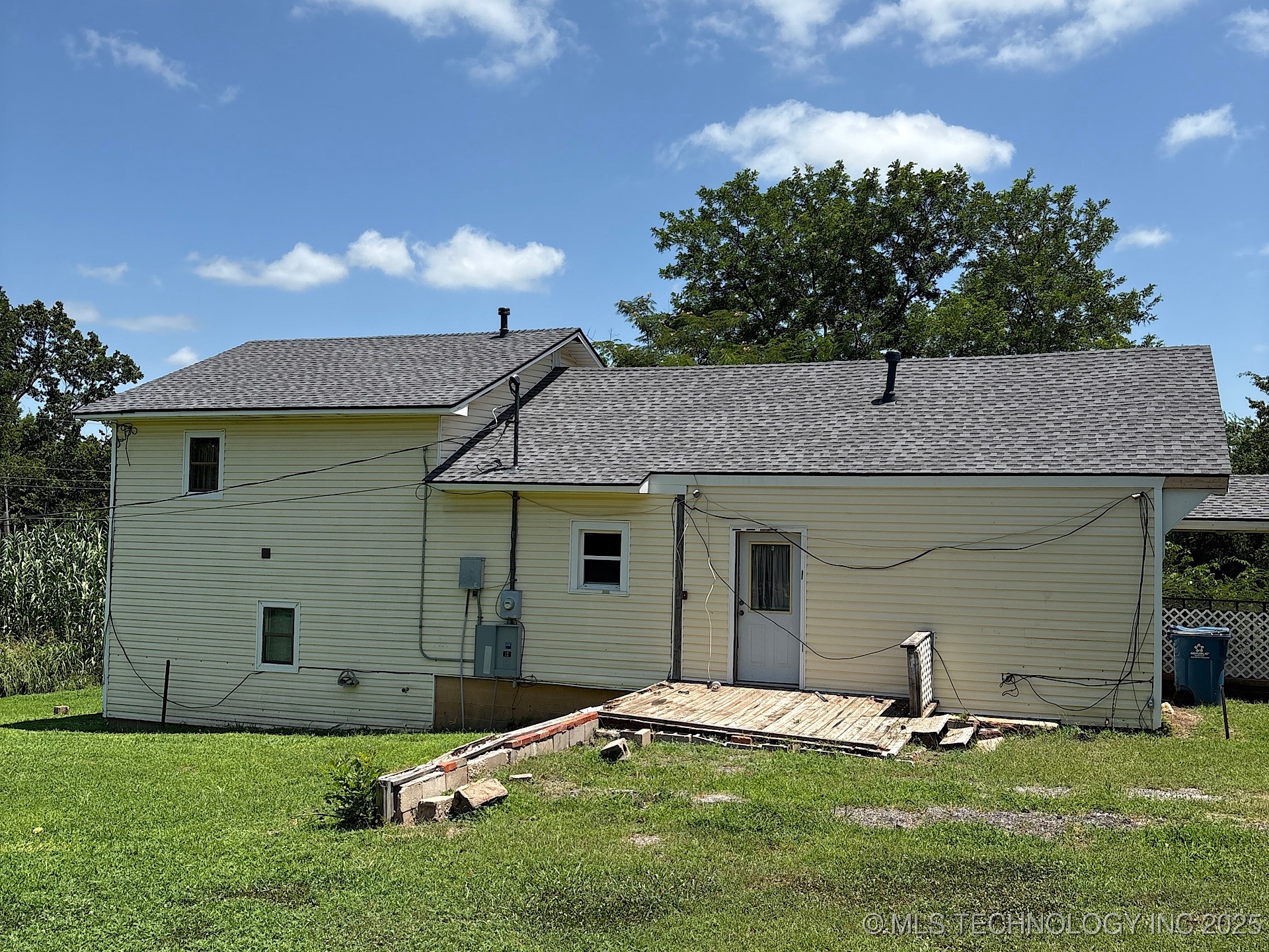 316 W Beaumont Avenue Property Photo 2