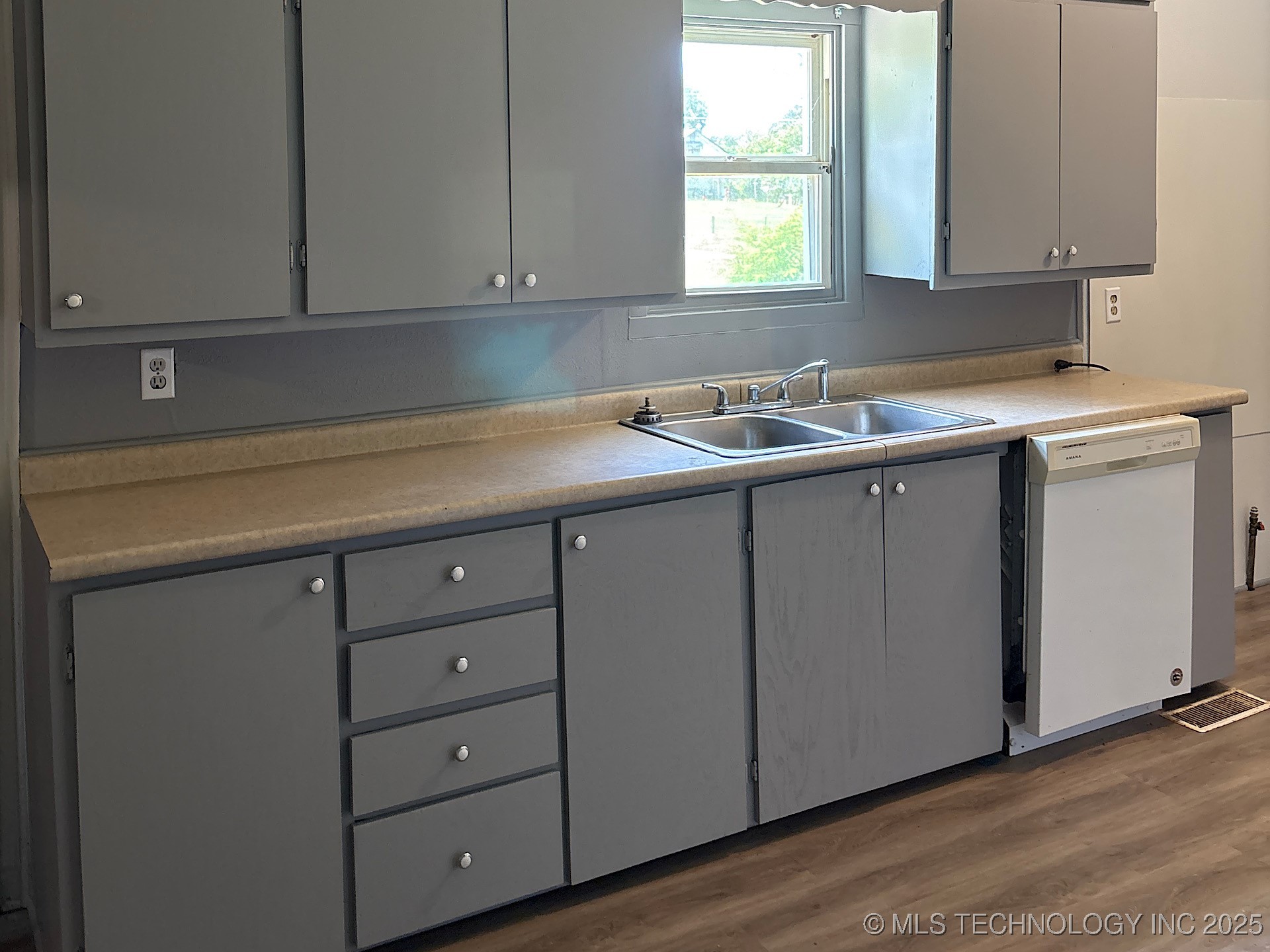 316 W Beaumont Avenue Property Photo 11