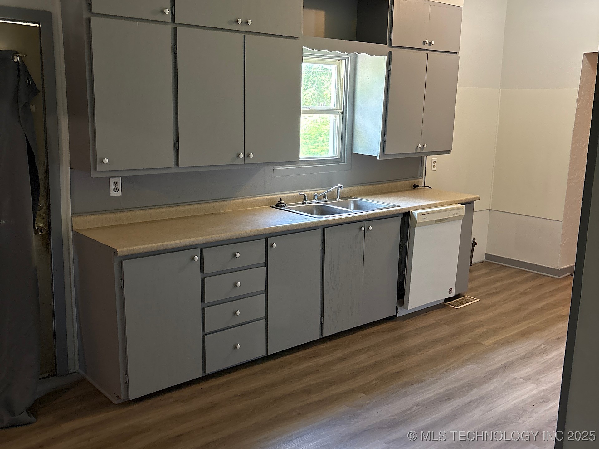 316 W Beaumont Avenue Property Photo 12