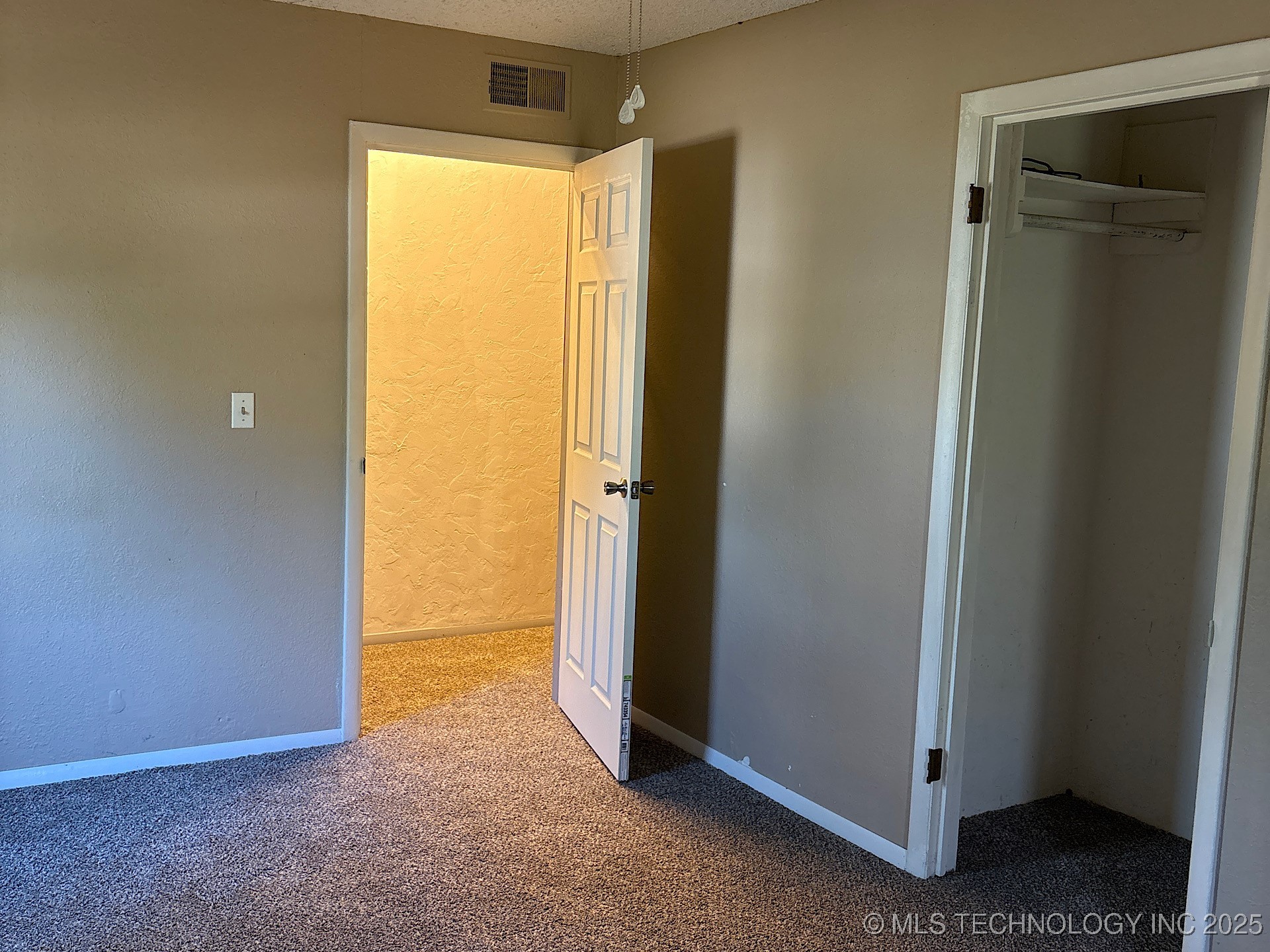 316 W Beaumont Avenue Property Photo 20