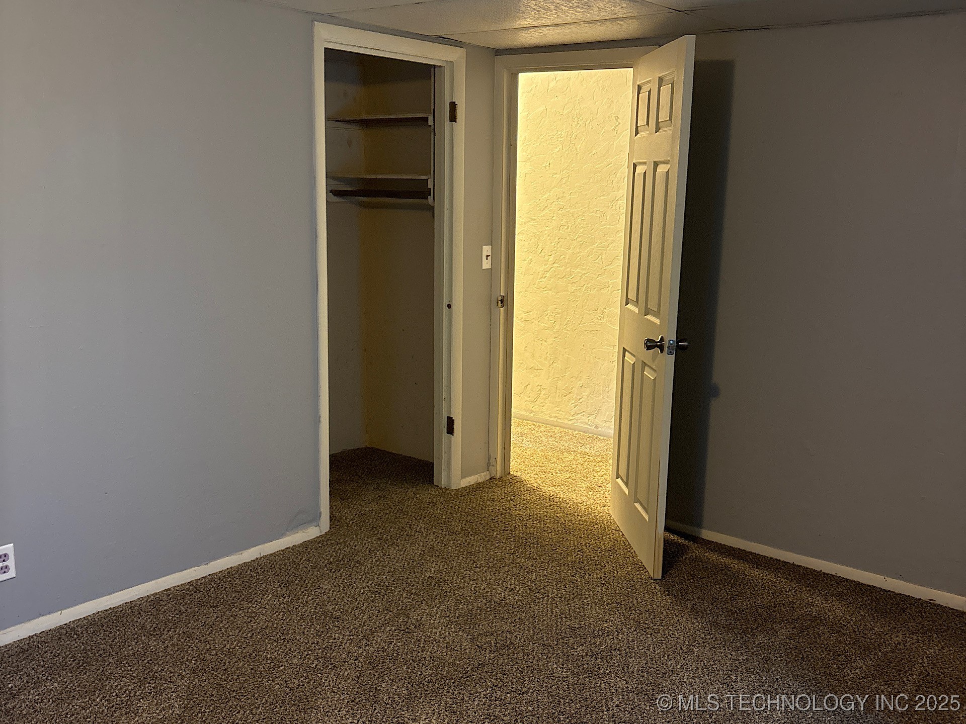 316 W Beaumont Avenue Property Photo 21