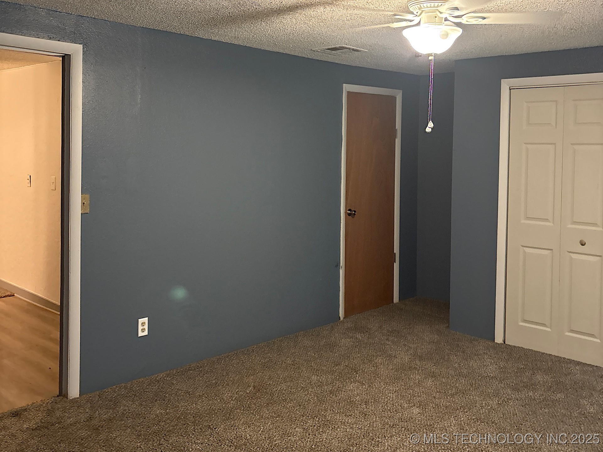 316 W Beaumont Avenue Property Photo 28