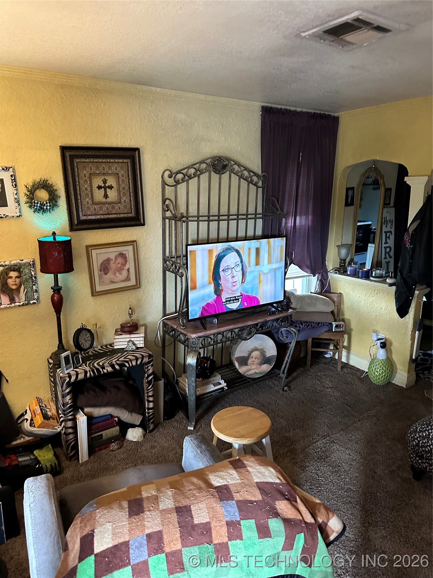 6621 N Peoria Avenue Property Photo 2