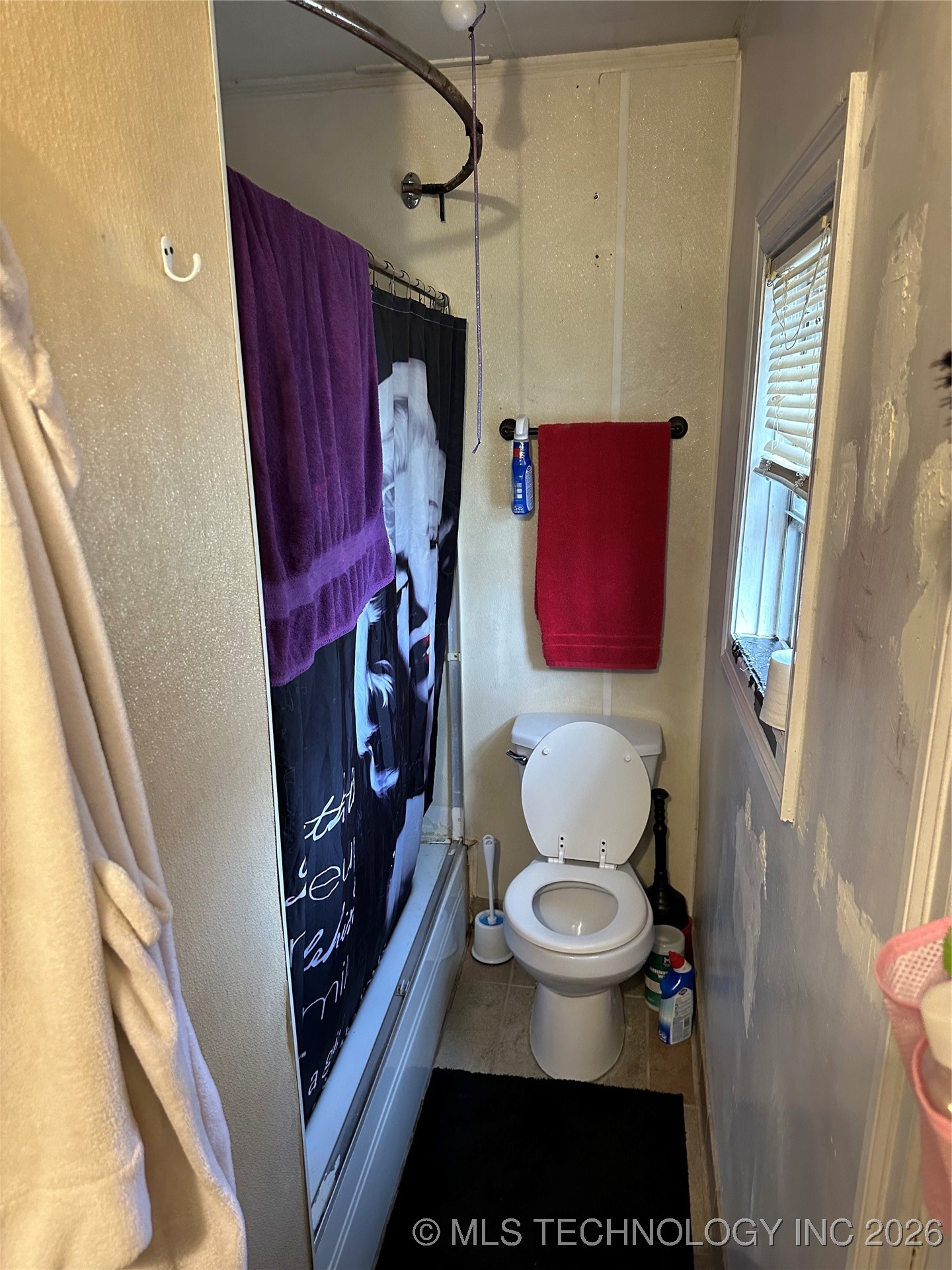 6621 N Peoria Avenue Property Photo 6