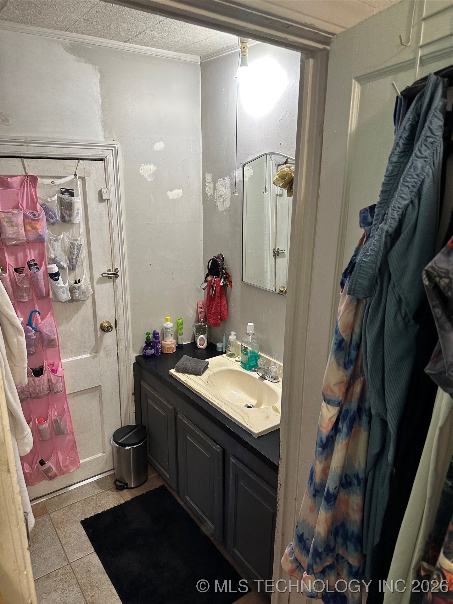 6621 N Peoria Avenue Property Photo 7