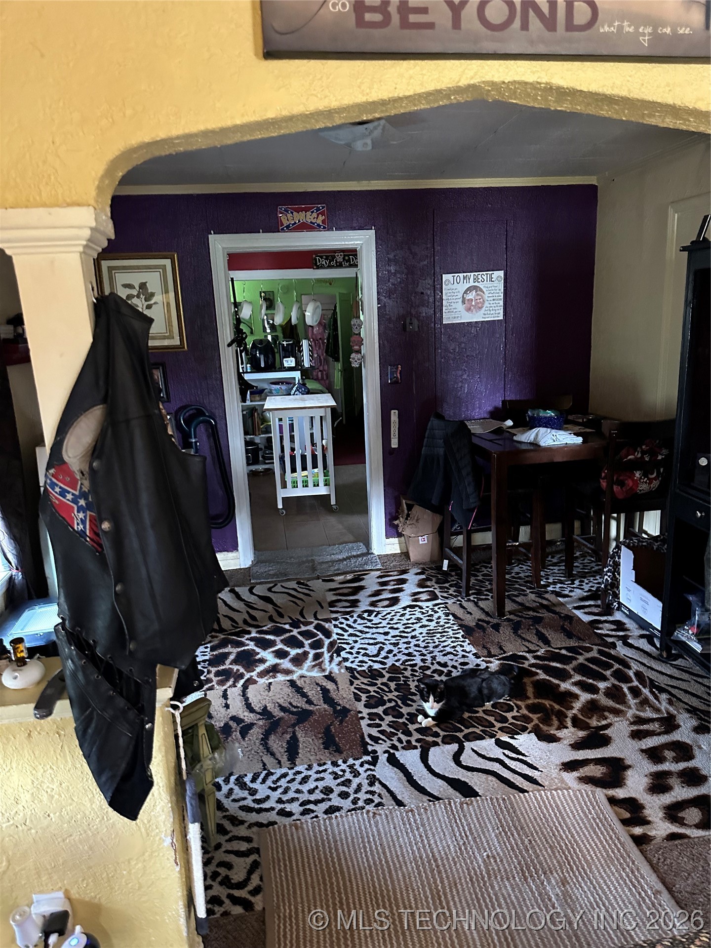 6621 N Peoria Avenue Property Photo 9