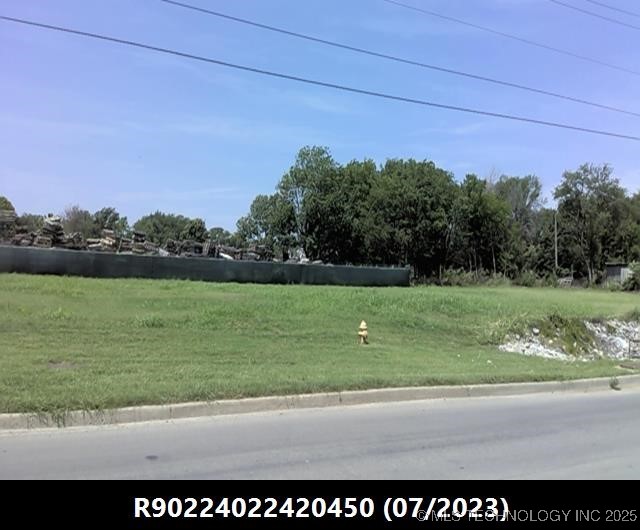 3236 N Peoria Avenue Property Photo 1