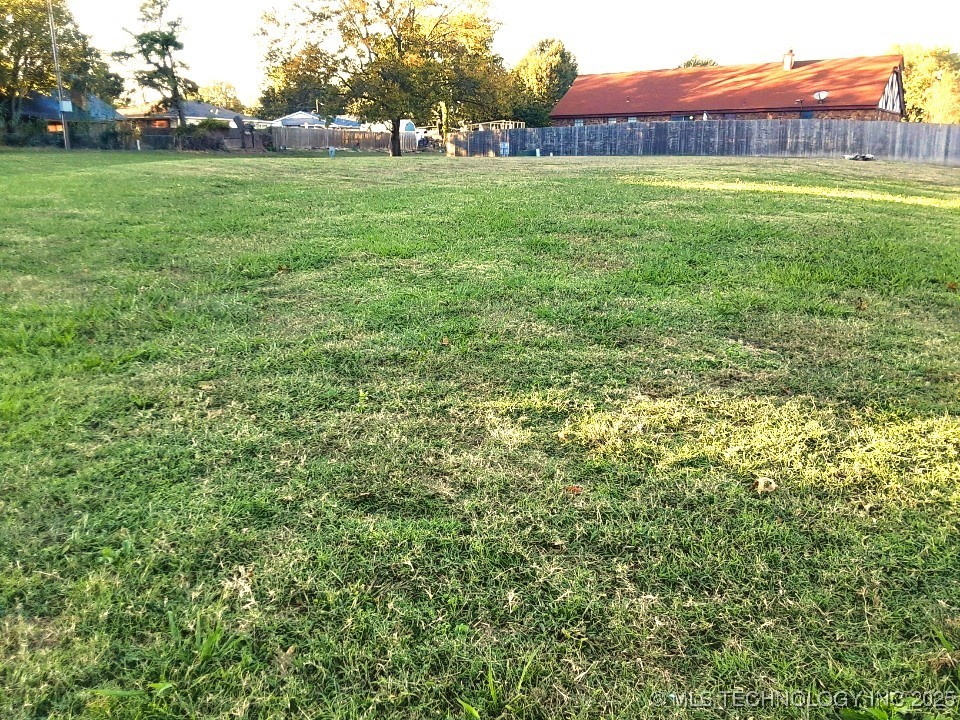 Se 13th Property Photo 2