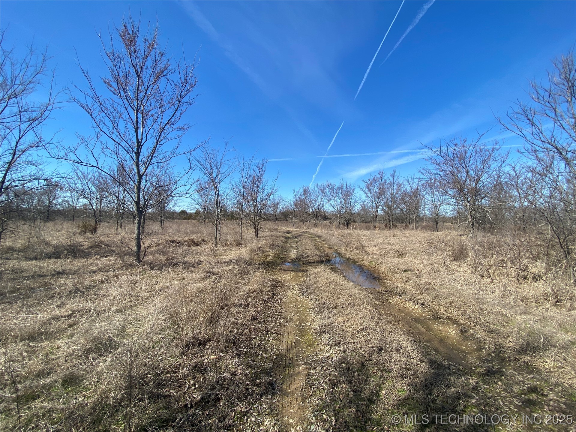 113327 S 4135 Road Property Photo 12
