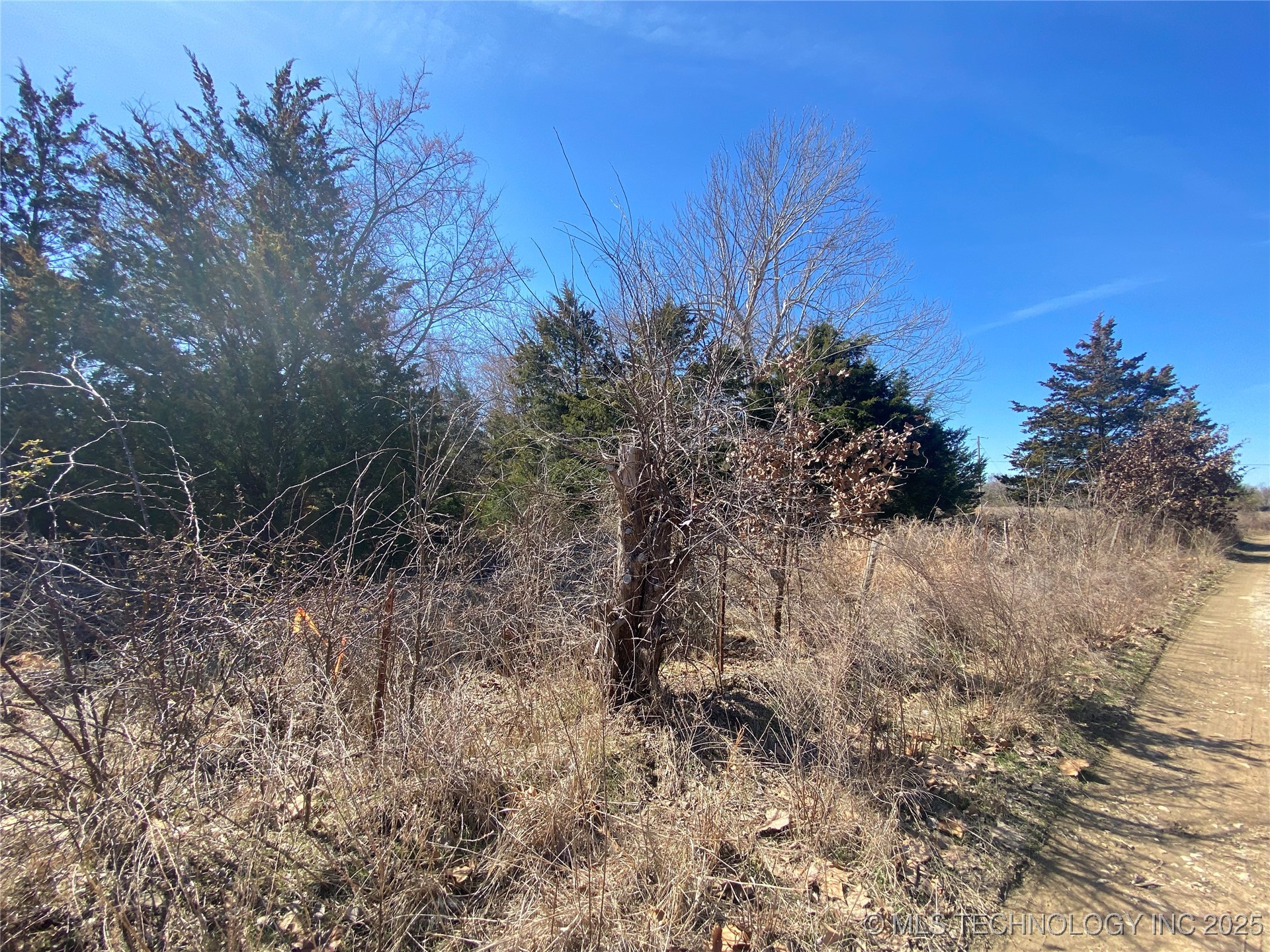 113327 S 4135 Road Property Photo 21