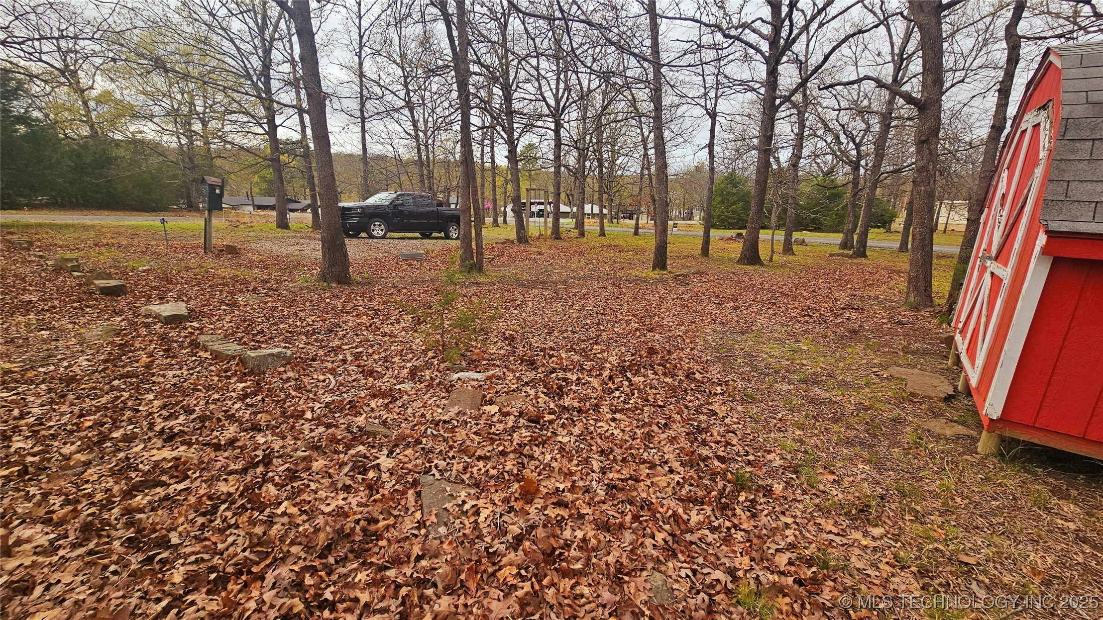 Lone Wolf Drive Property Photo 3