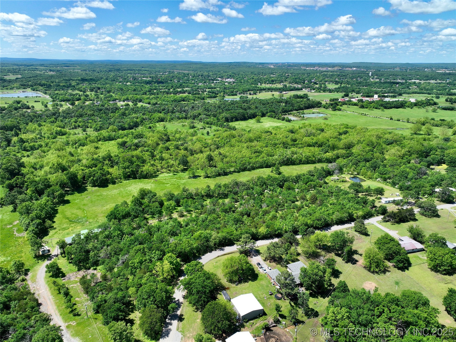 2082 Krebs Lake Road Property Photo 3