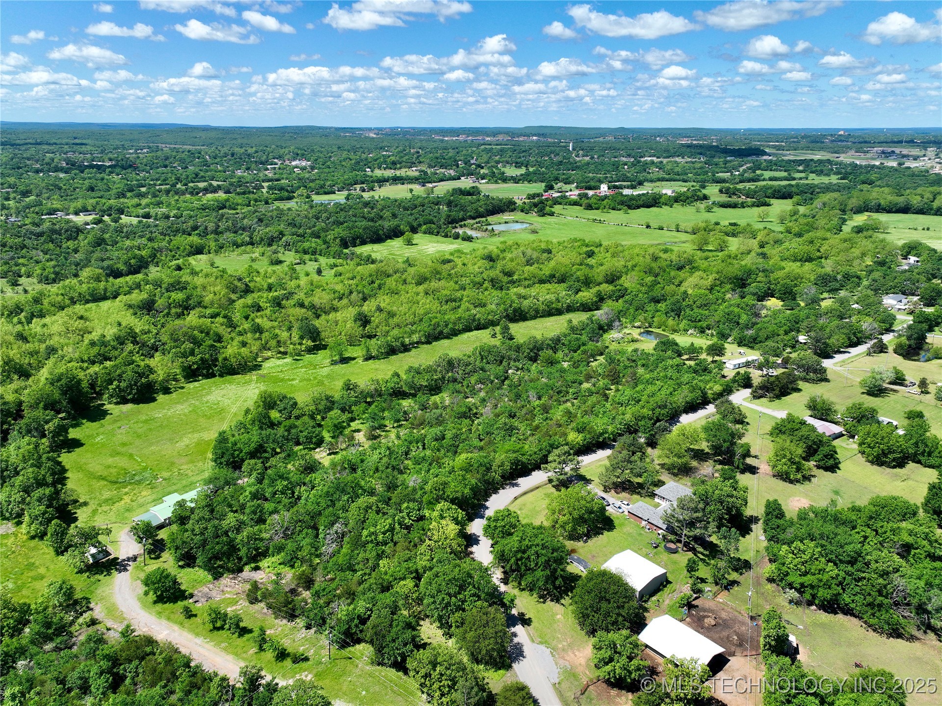 2082 Krebs Lake Road Property Photo 4