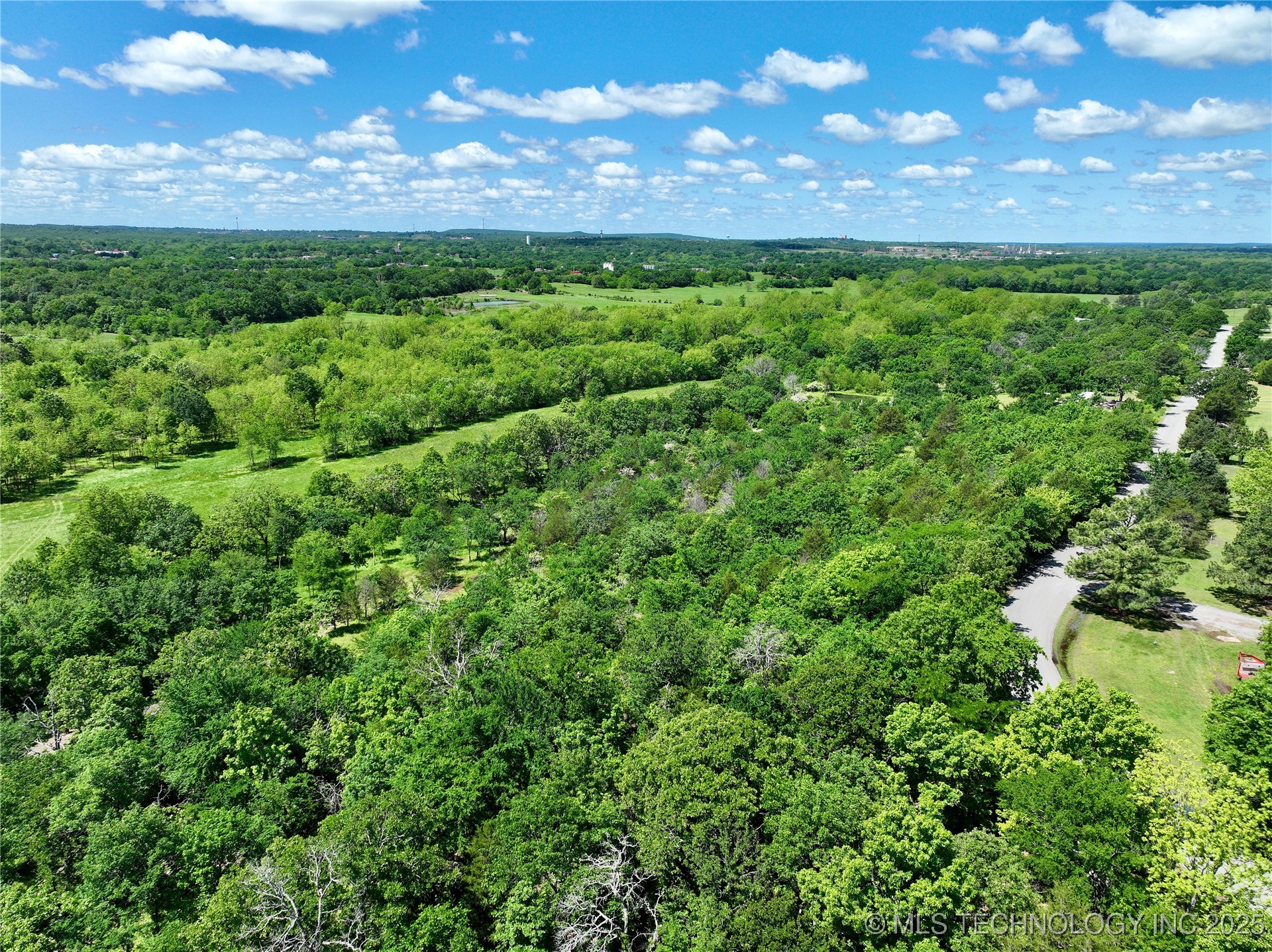 2082 Krebs Lake Road Property Photo 5