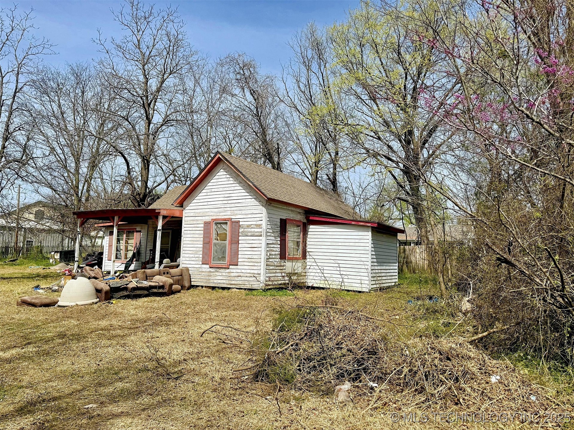 517 S Birch Street Property Photo 5