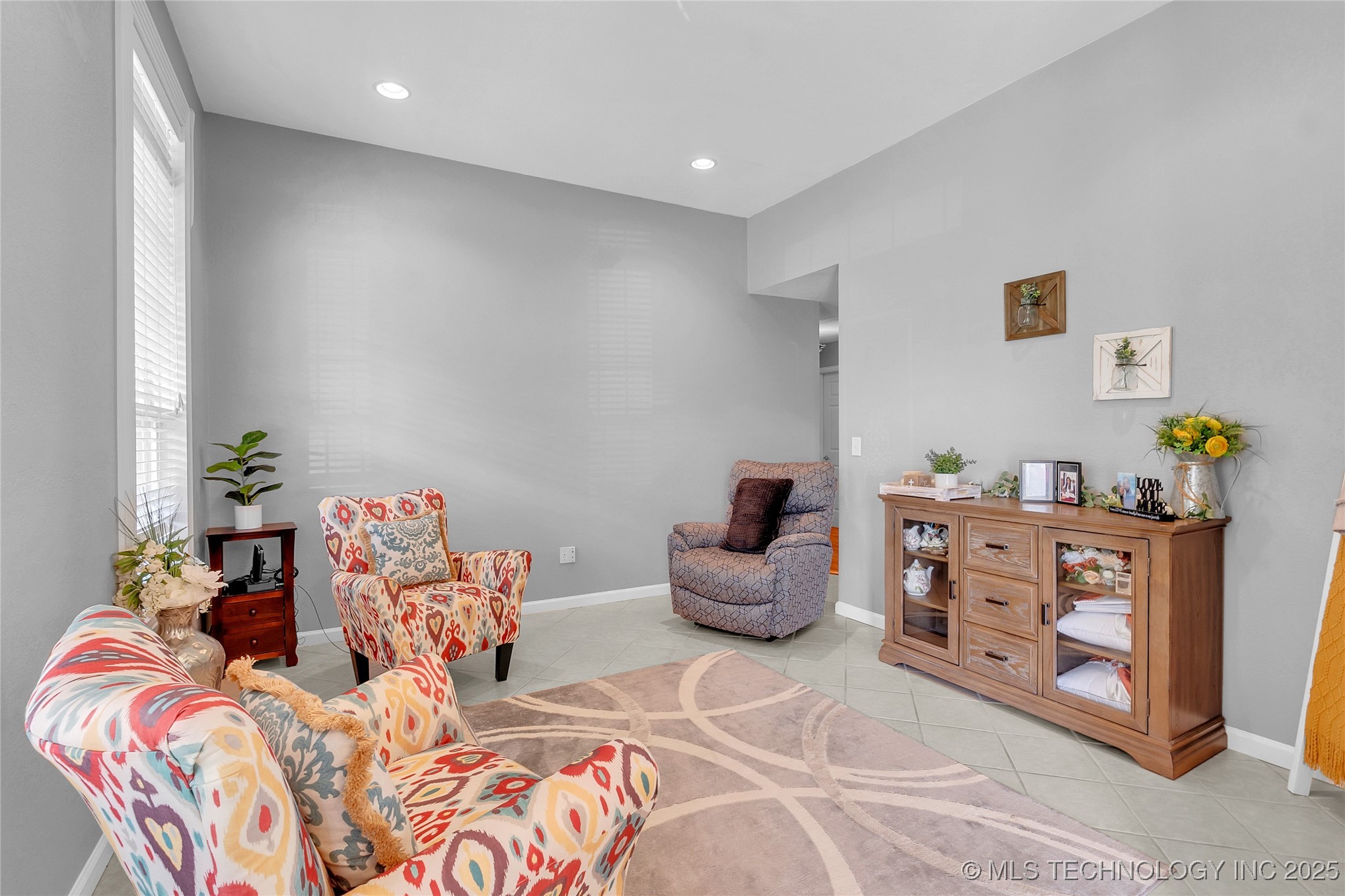 7045 S 369th East Avenue Property Photo 5