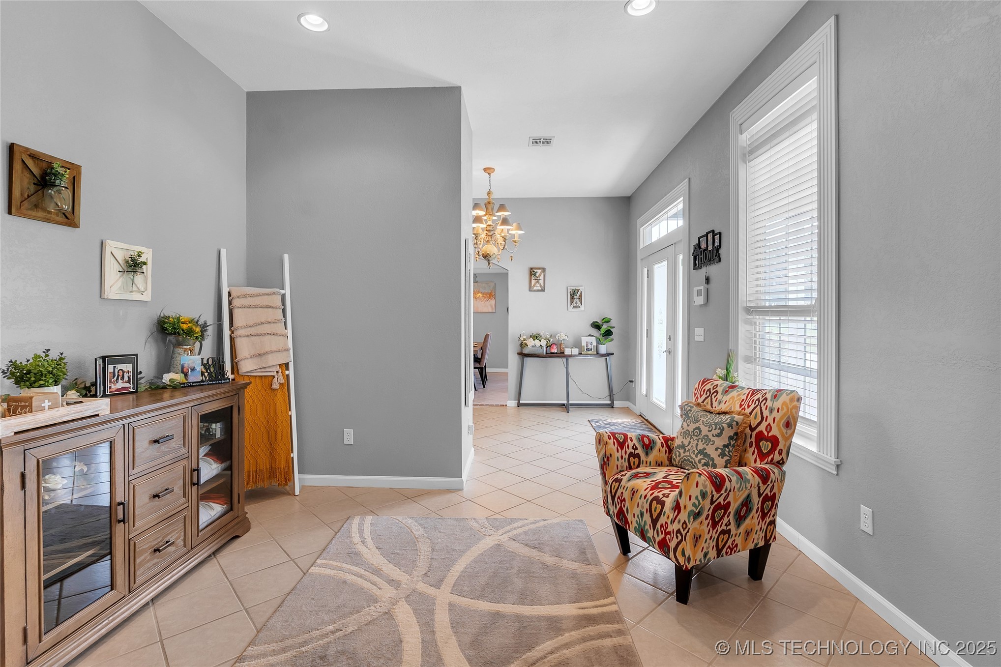 7045 S 369th East Avenue Property Photo 6