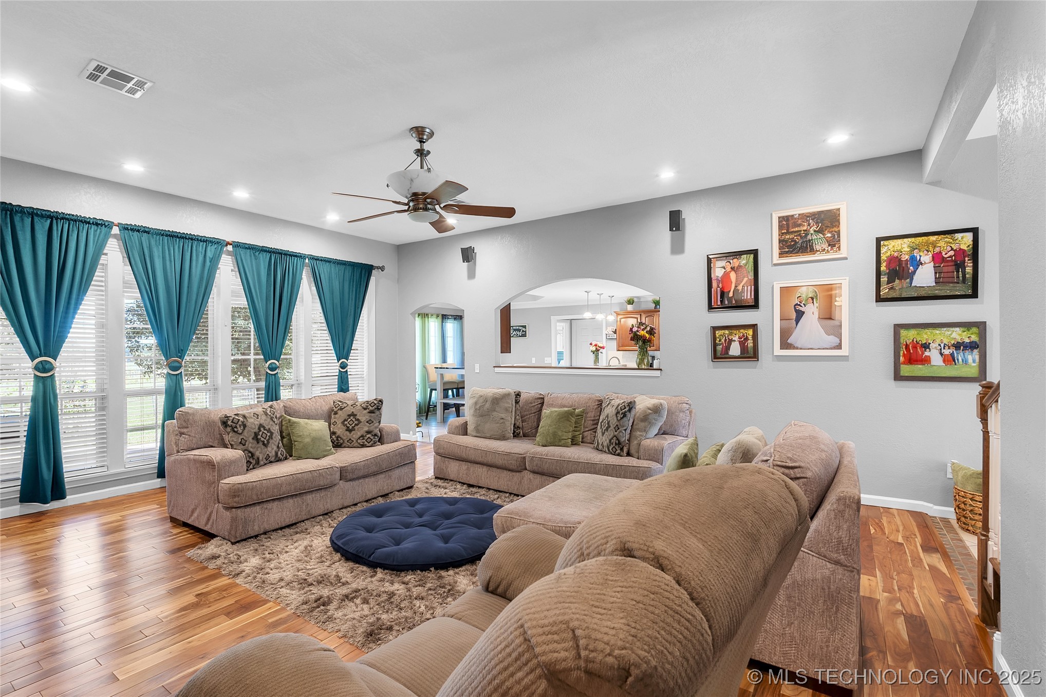 7045 S 369th East Avenue Property Photo 7