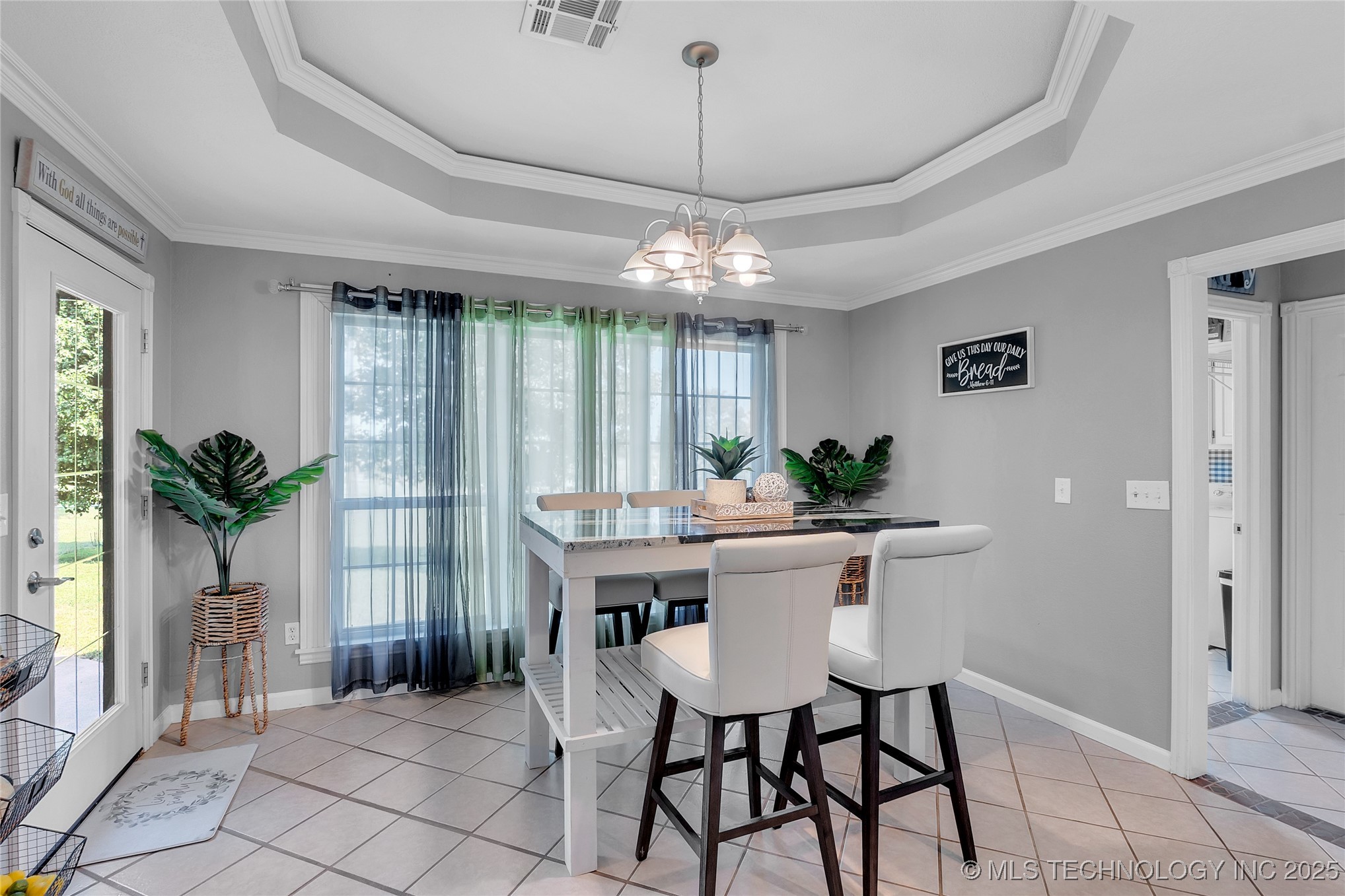 7045 S 369th East Avenue Property Photo 15