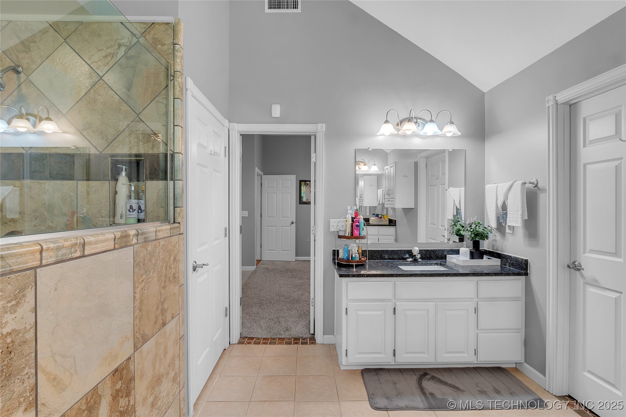 7045 S 369th East Avenue Property Photo 29