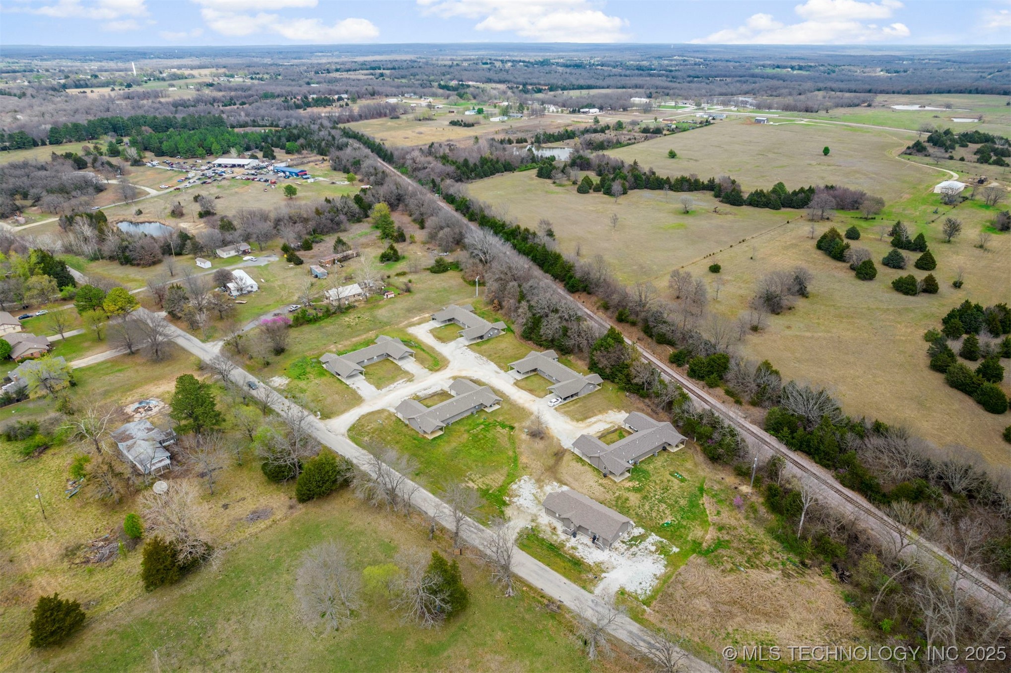 18501 County Road 1516 Property Photo 4