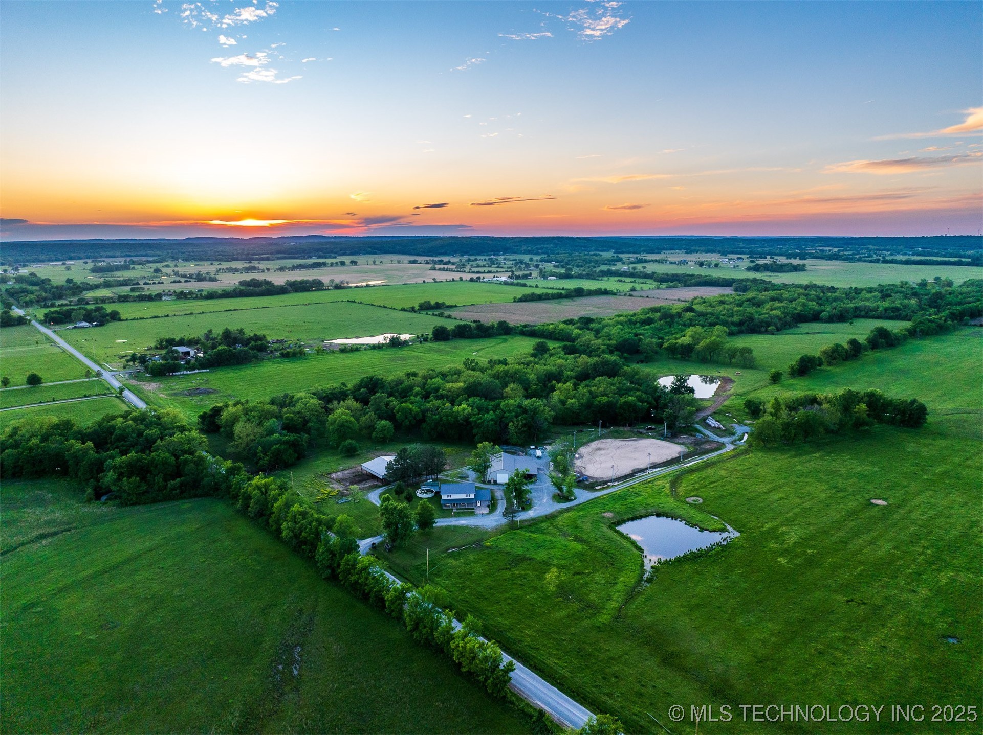 5378 W 450 Road Property Photo 3