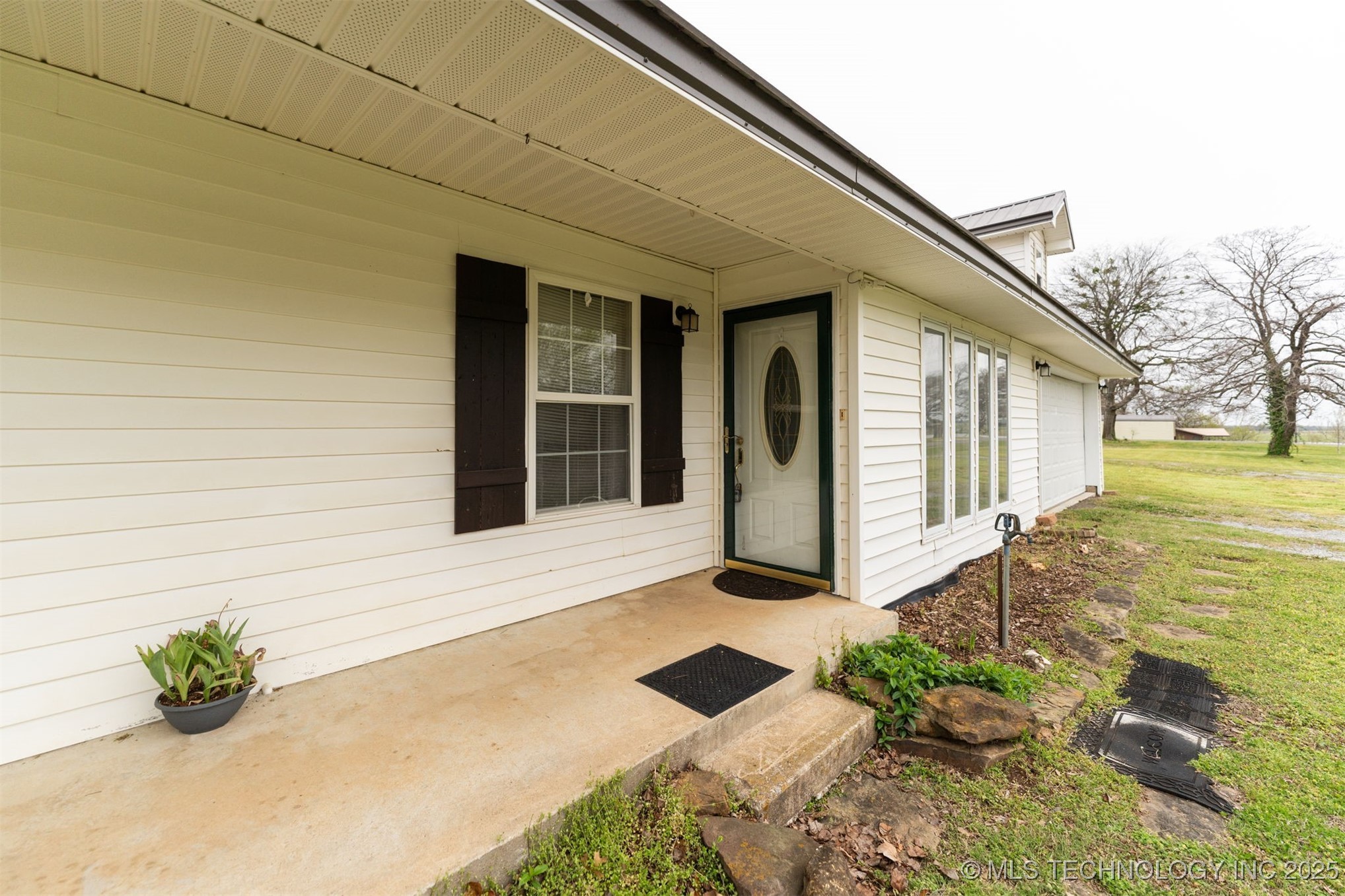 33 Haleys Drive Property Photo 5