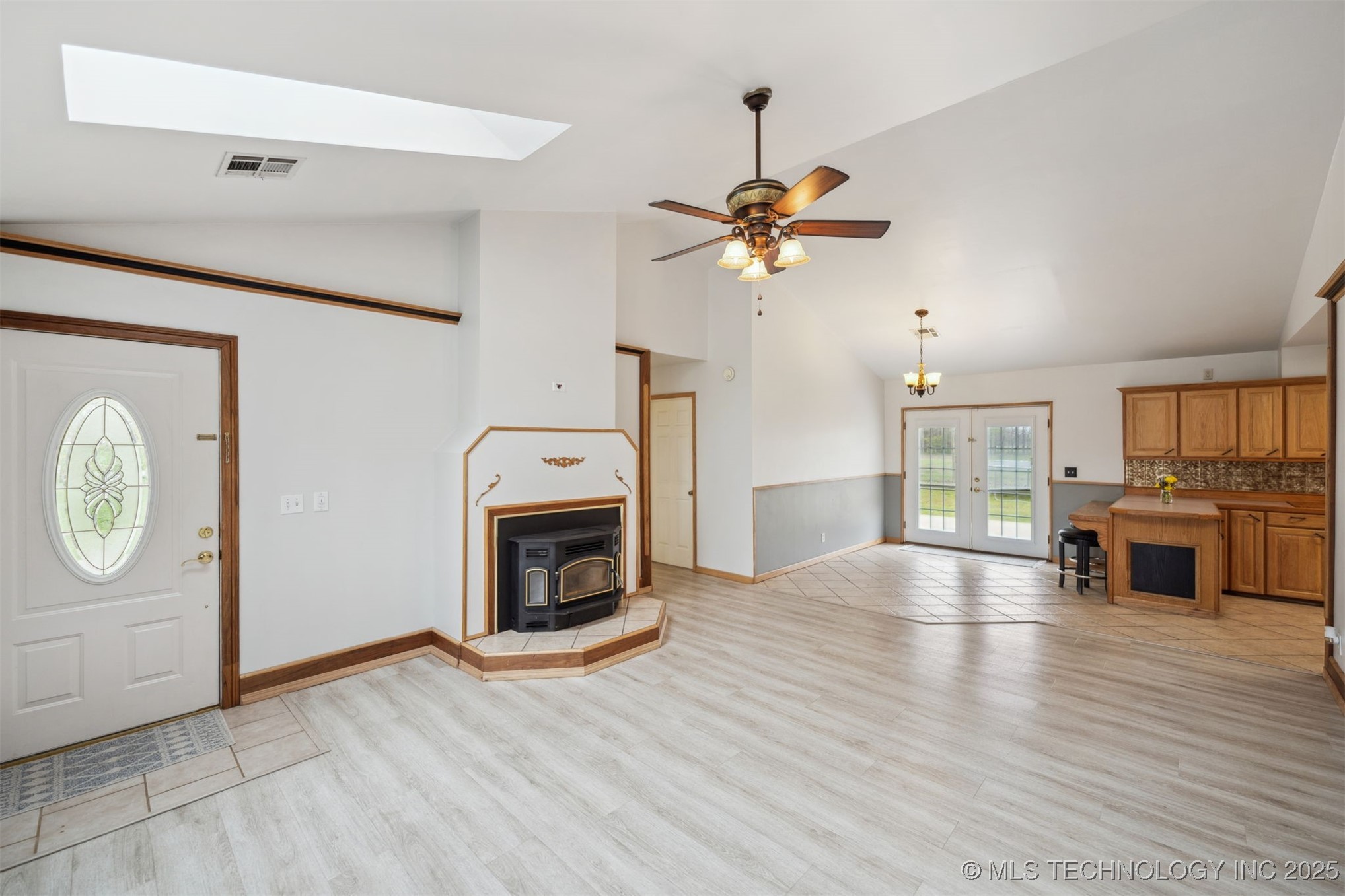 33 Haleys Drive Property Photo 6