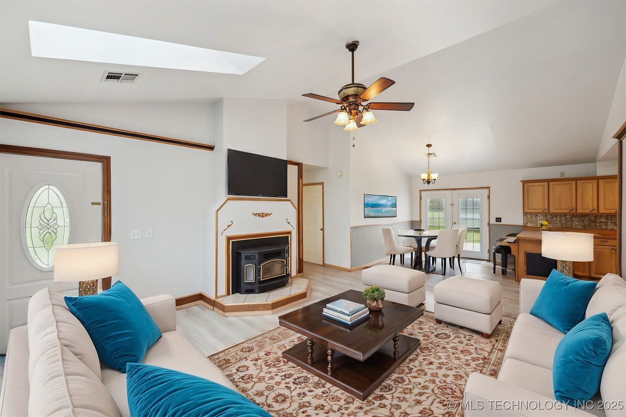 33 Haleys Drive Property Photo 7