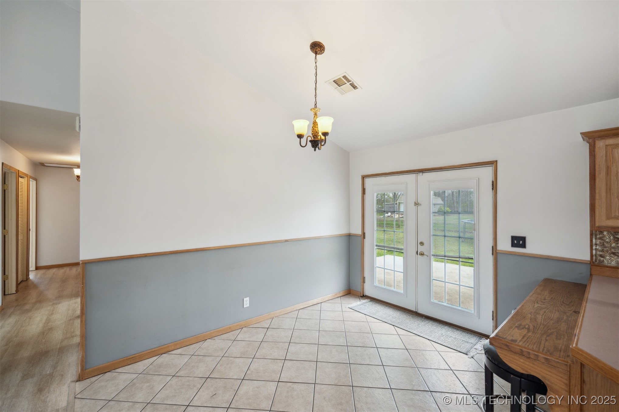 33 Haleys Drive Property Photo 11