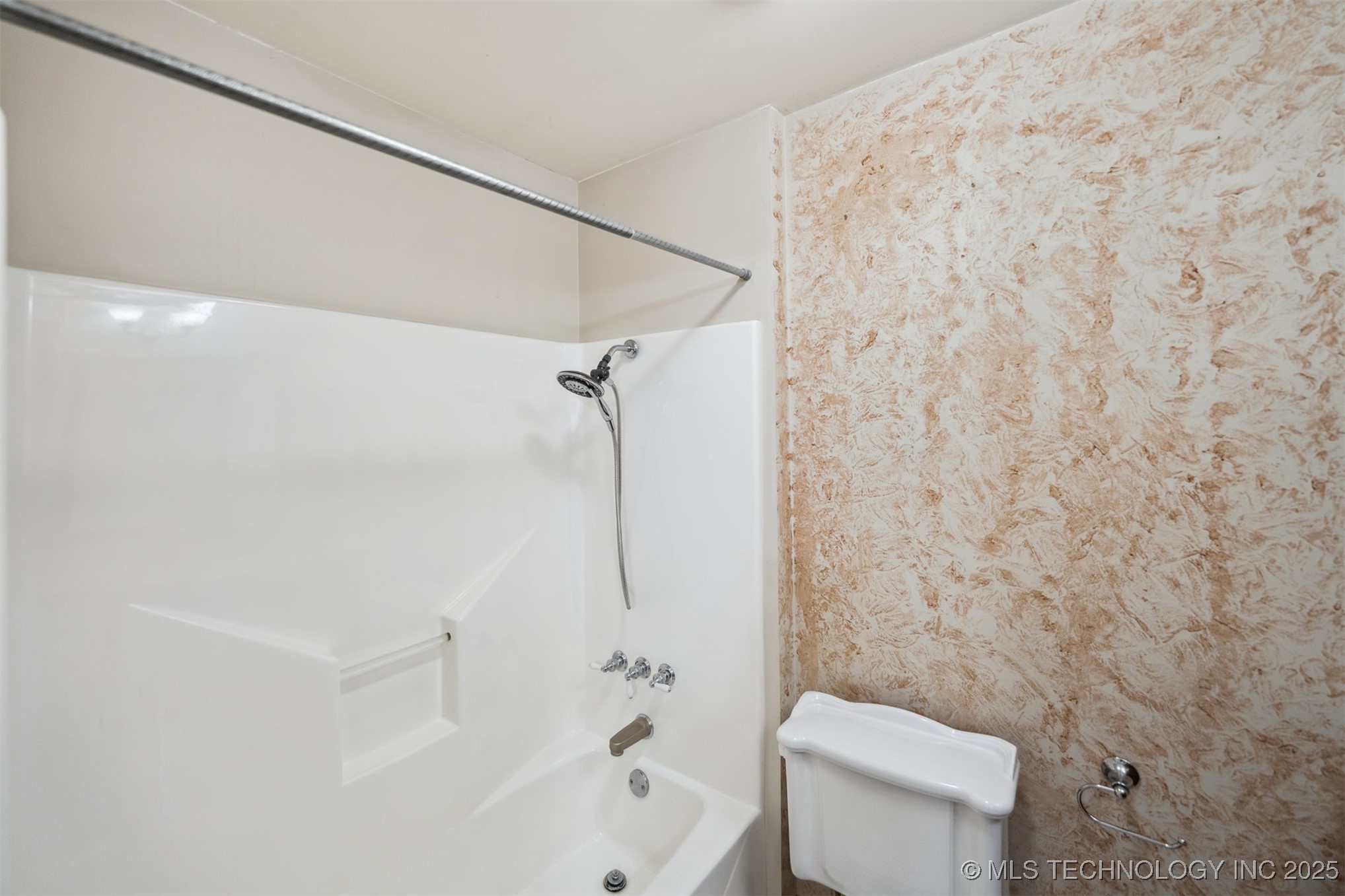 33 Haleys Drive Property Photo 19