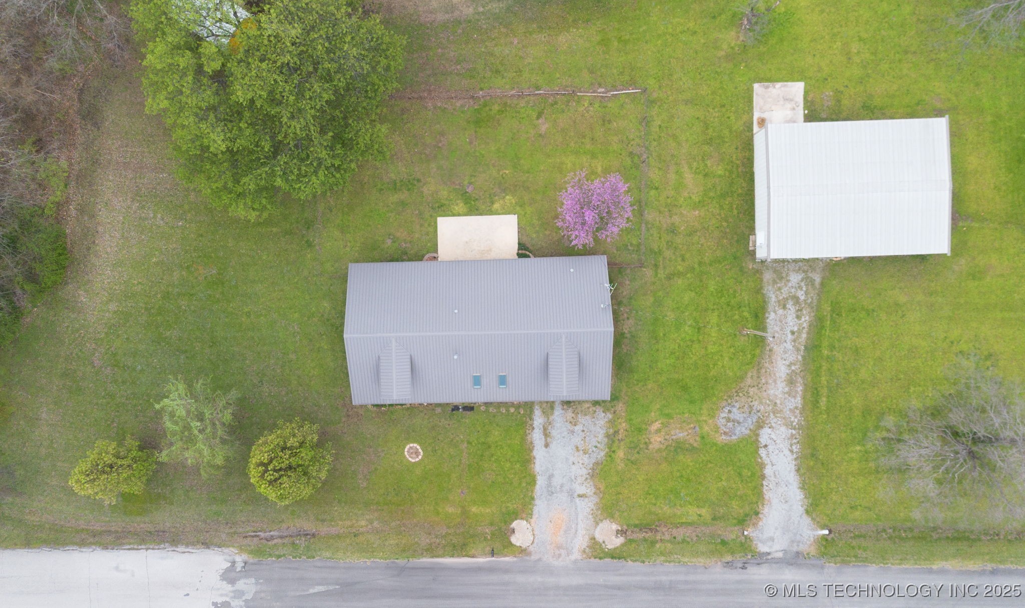 33 Haleys Drive Property Photo 36