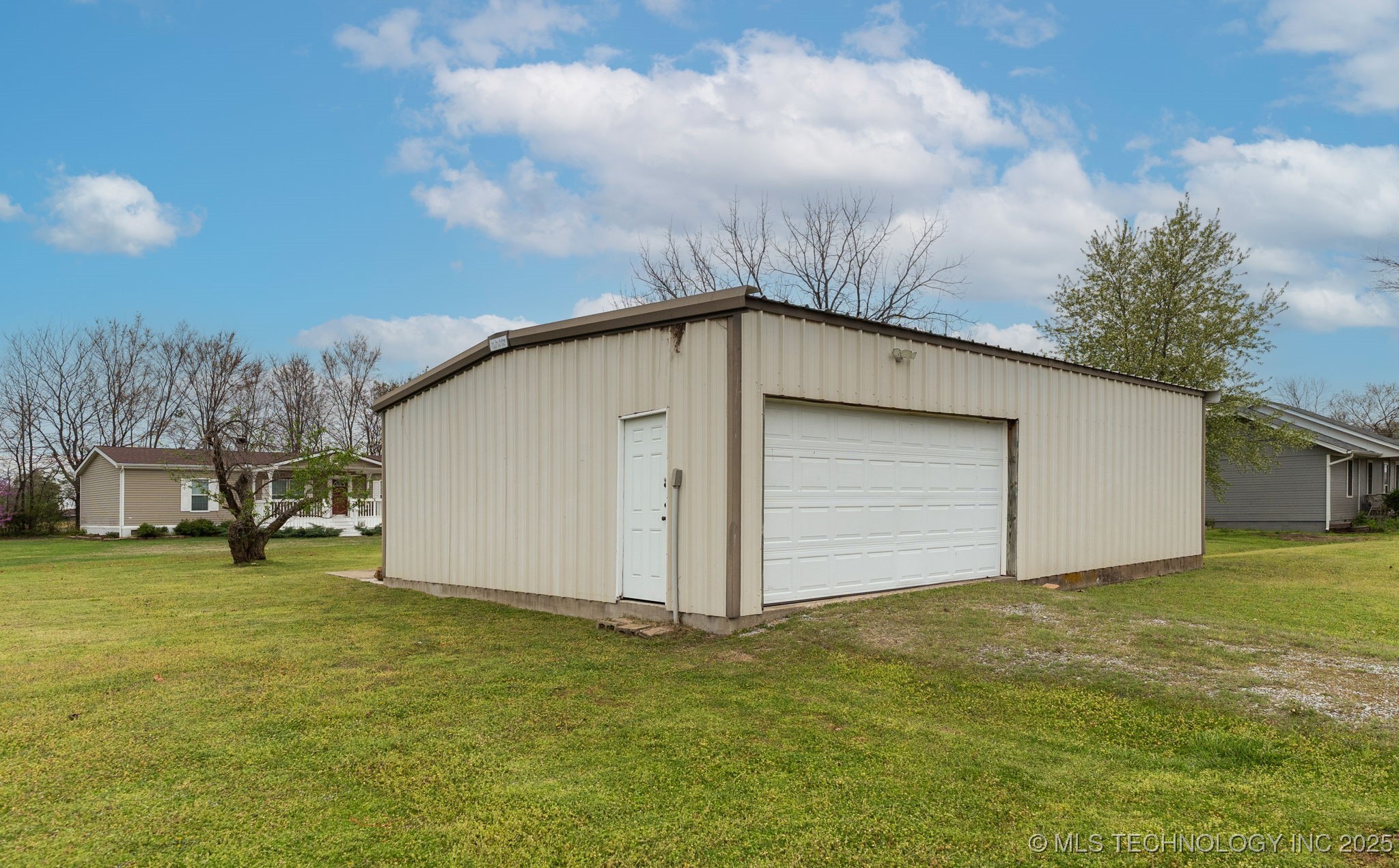 33 Haleys Drive Property Photo 38