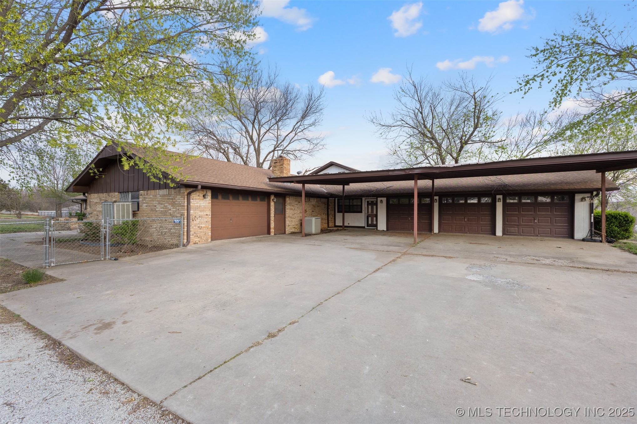 13003 County Road 1560 Property Photo 7