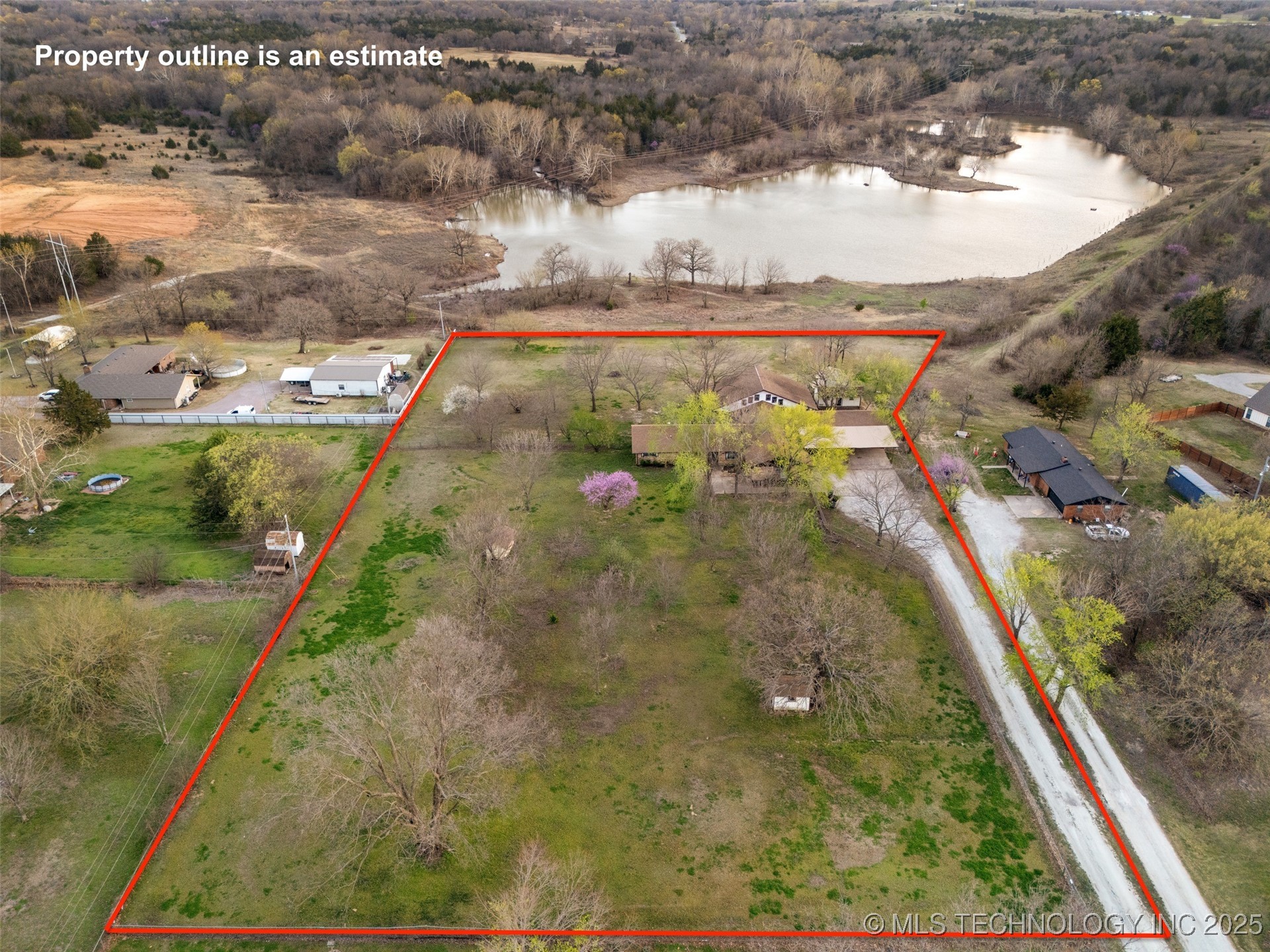 13003 County Road 1560 Property Photo 8