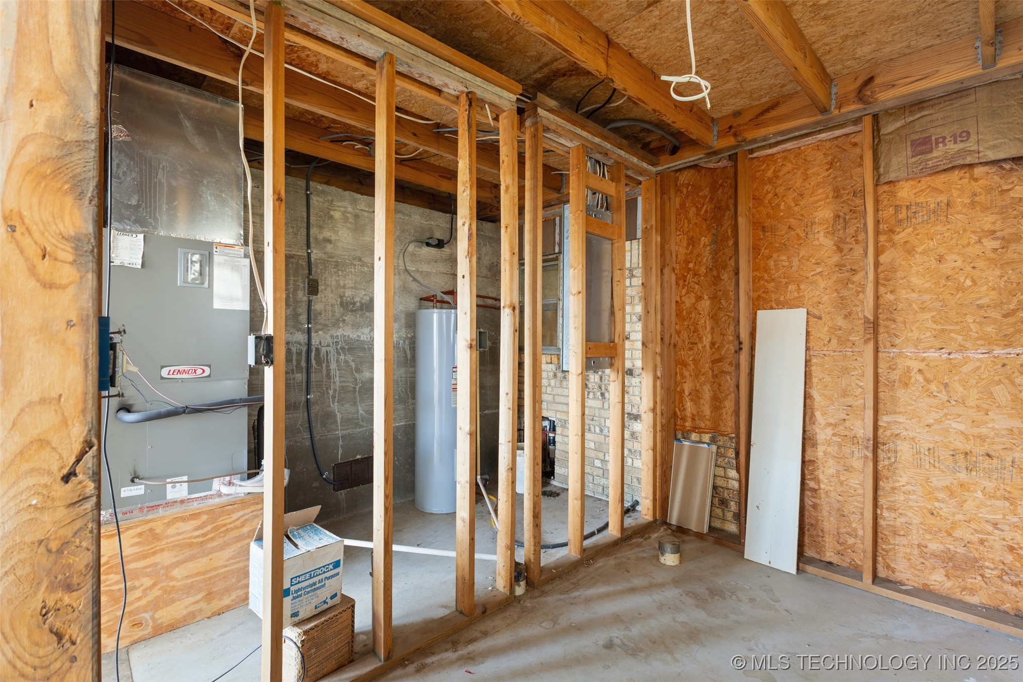 13003 County Road 1560 Property Photo 31