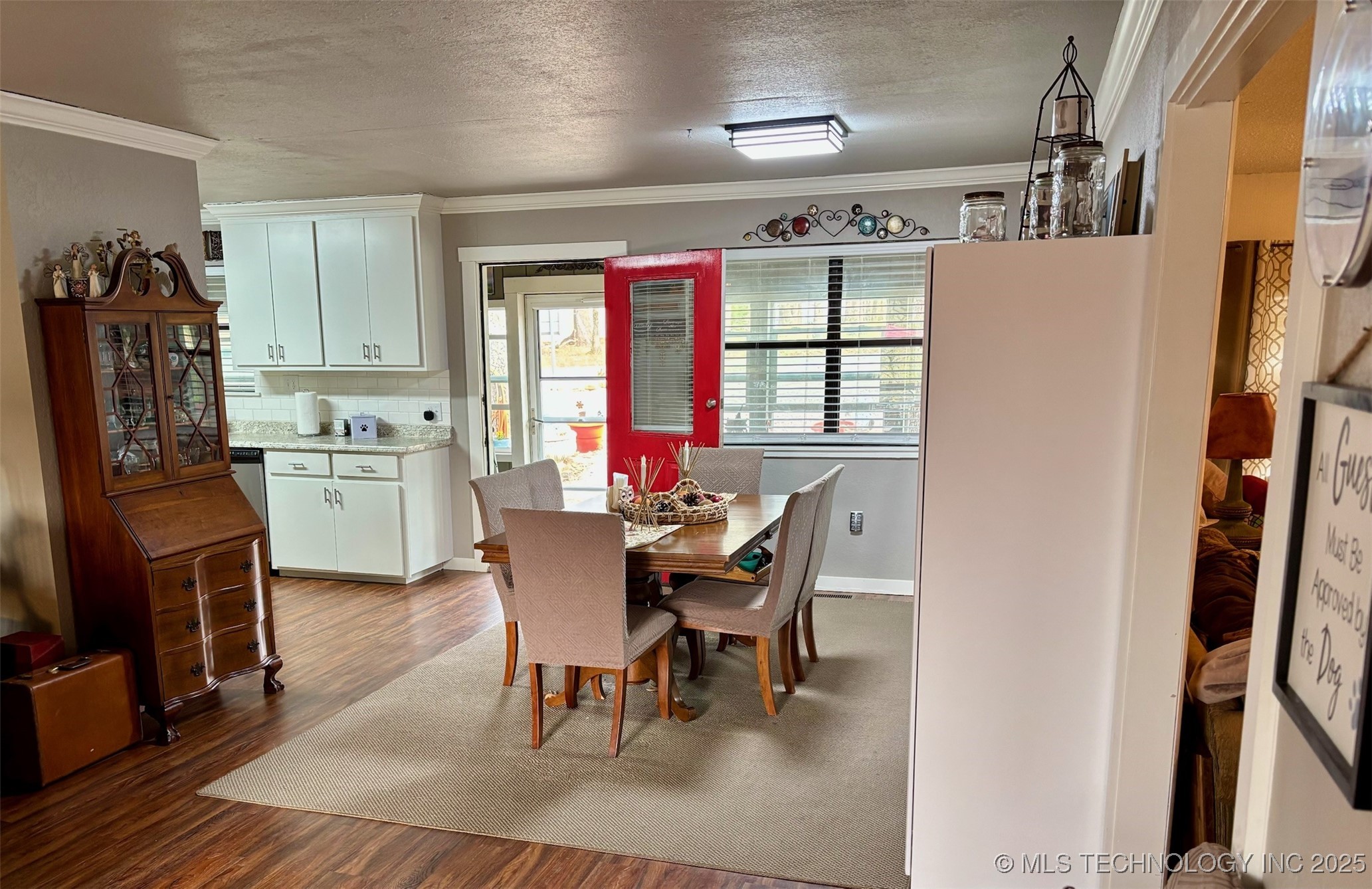 353 Council Tree Drive Property Photo 8