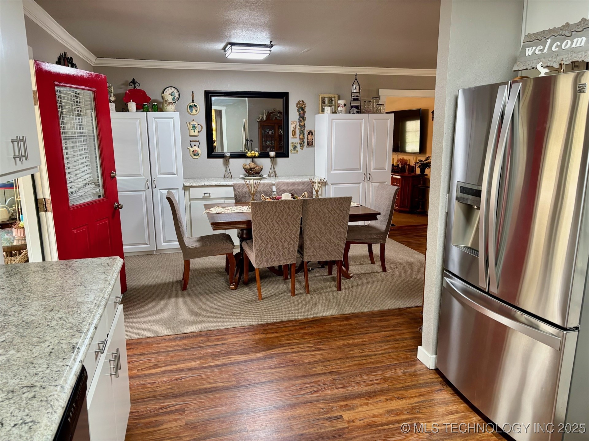 353 Council Tree Drive Property Photo 9