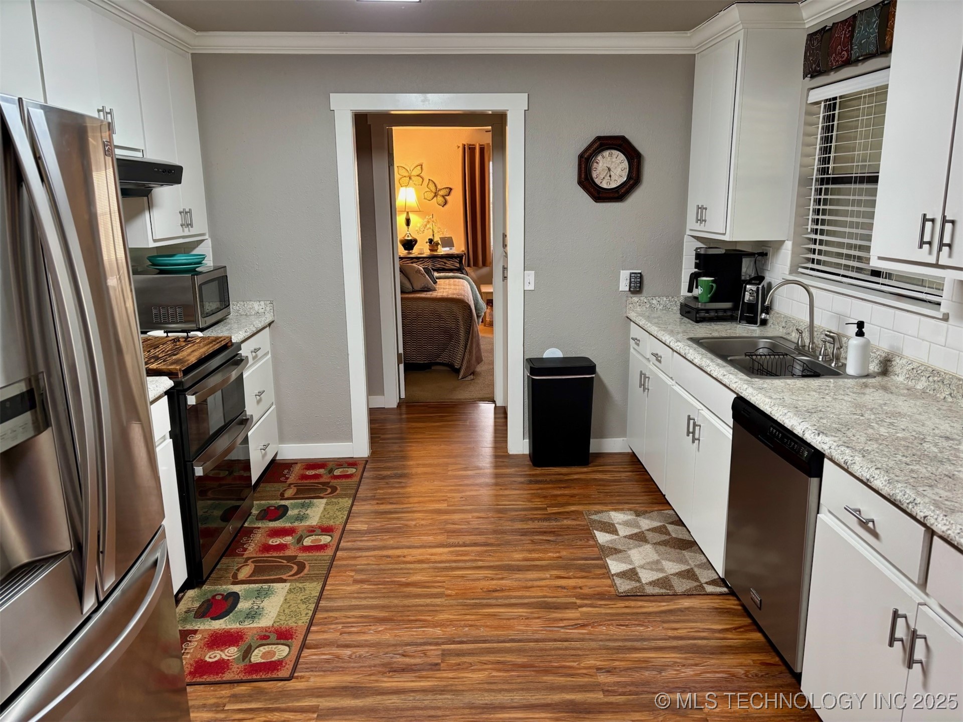 353 Council Tree Drive Property Photo 14