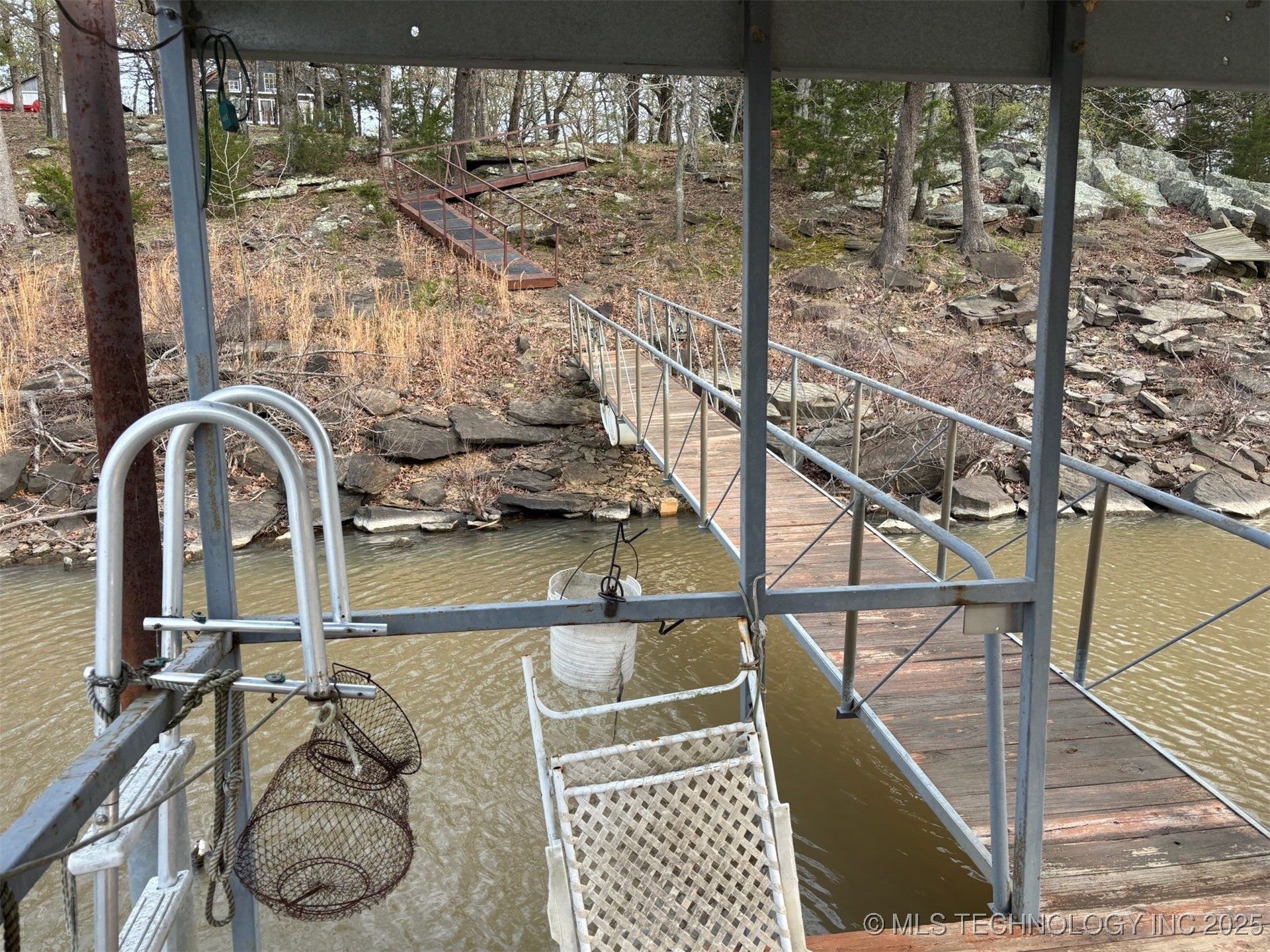 353 Council Tree Drive Property Photo 61