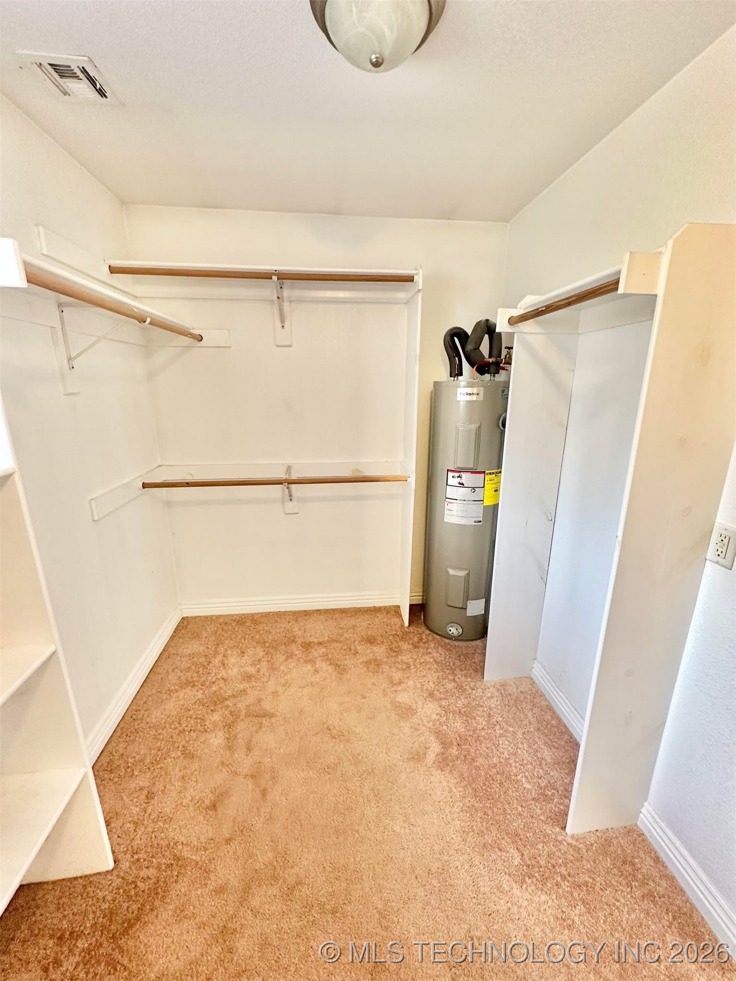 1401 Country Ridge Drive Property Photo 20