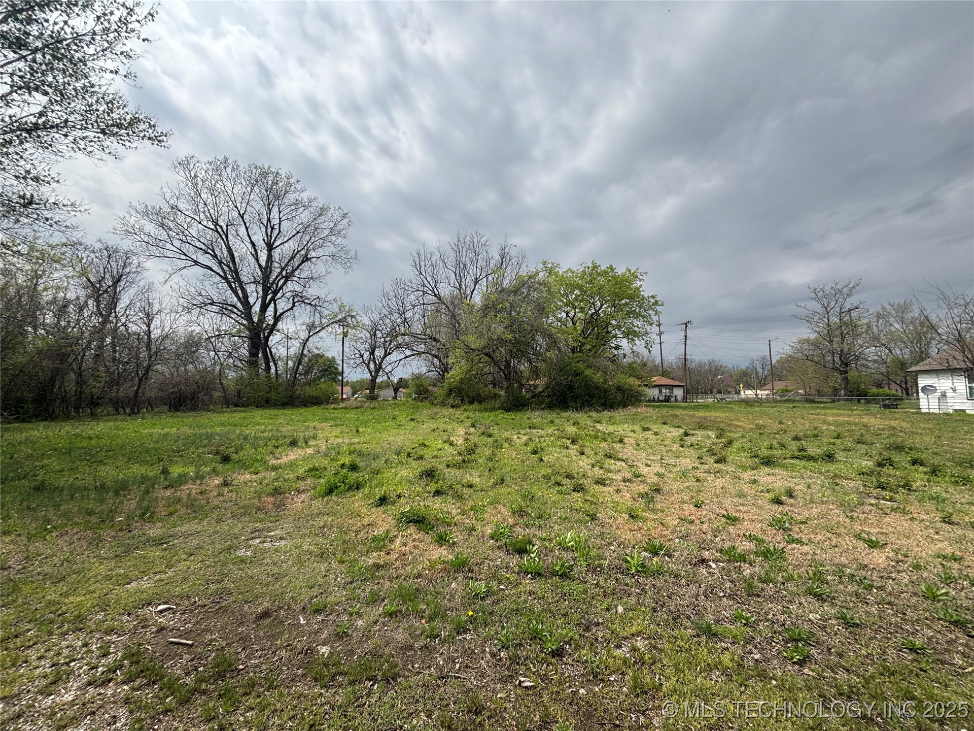 1109 S 23rd Street Property Photo 5