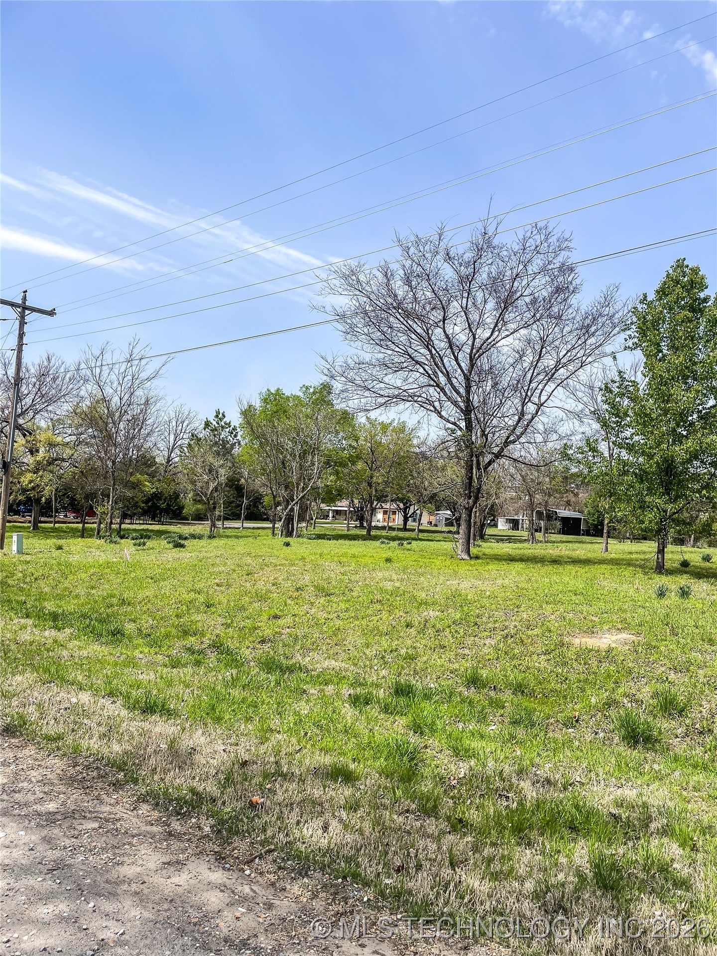 Choctaw Drive Property Photo 5