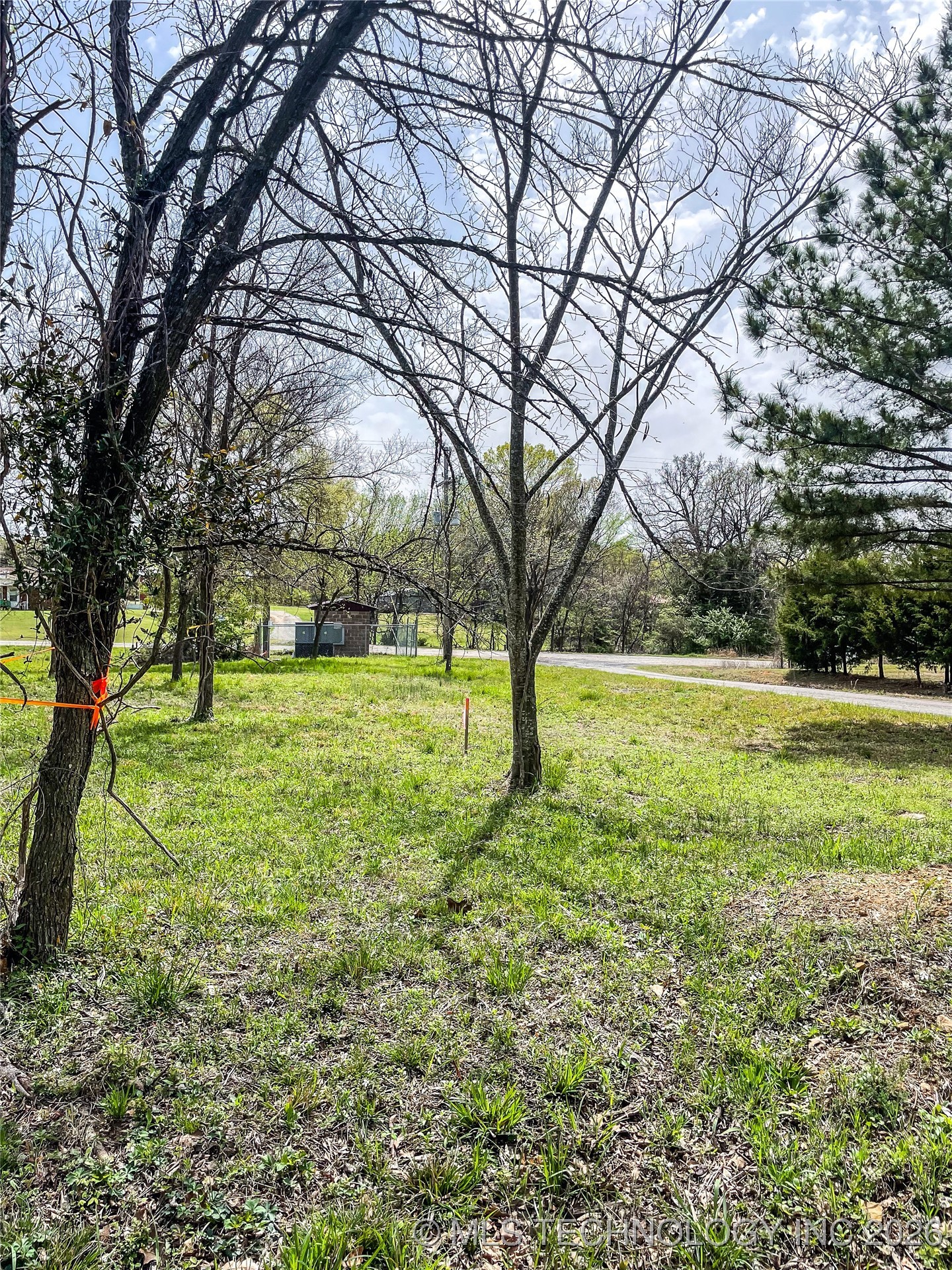 Choctaw Drive Property Photo 6