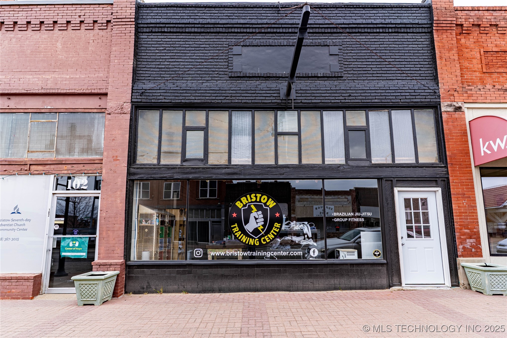 106 N Main Street Property Photo 1