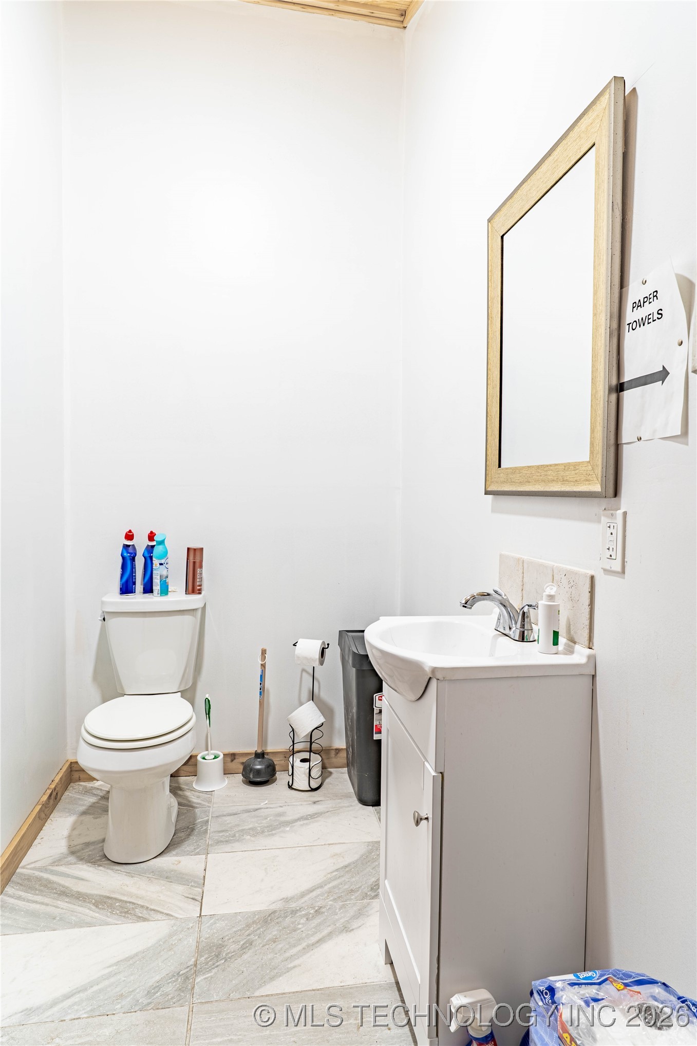 106 N Main Street Property Photo 14