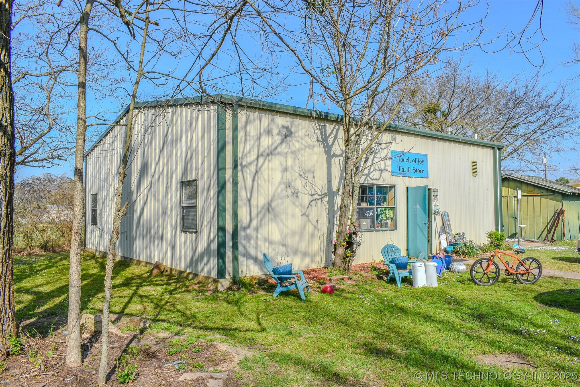 108 Sw I Street Property Photo 1